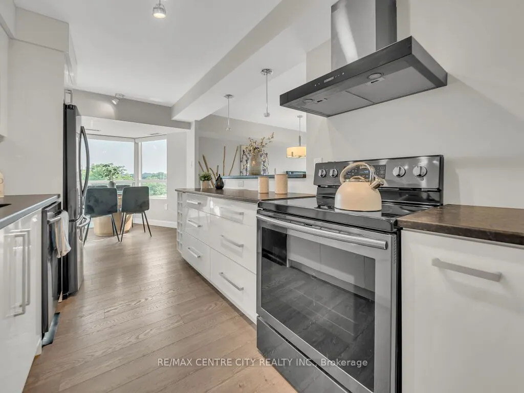 521 Riverside Drive, #611