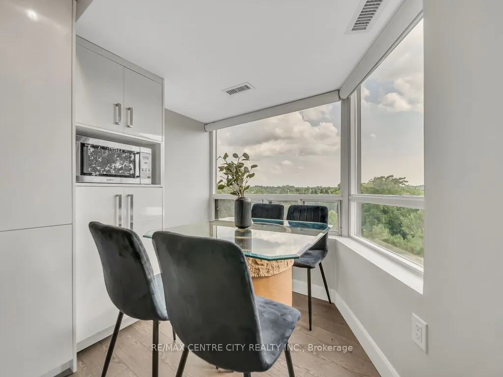 521 Riverside Drive, #611