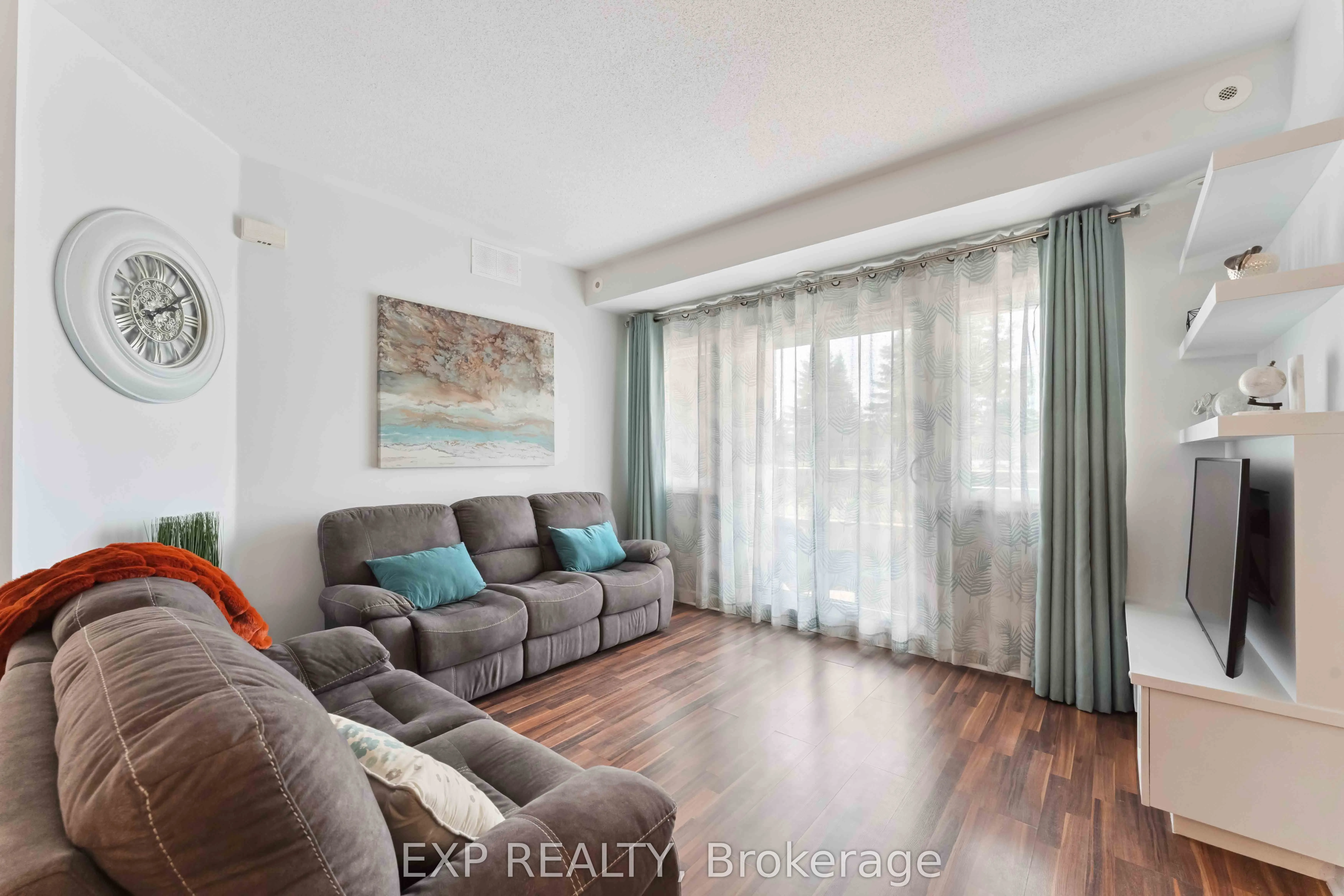 231 Crestway Drive, #B