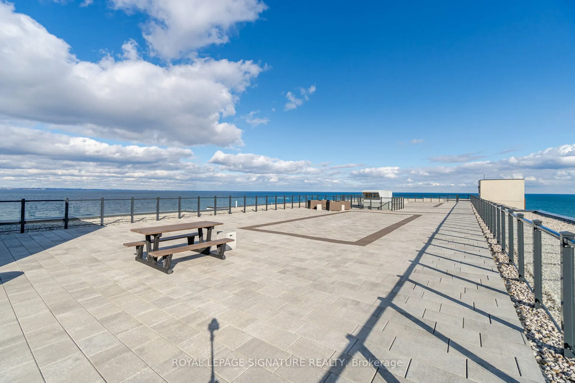 101 Shoreview Place, #617