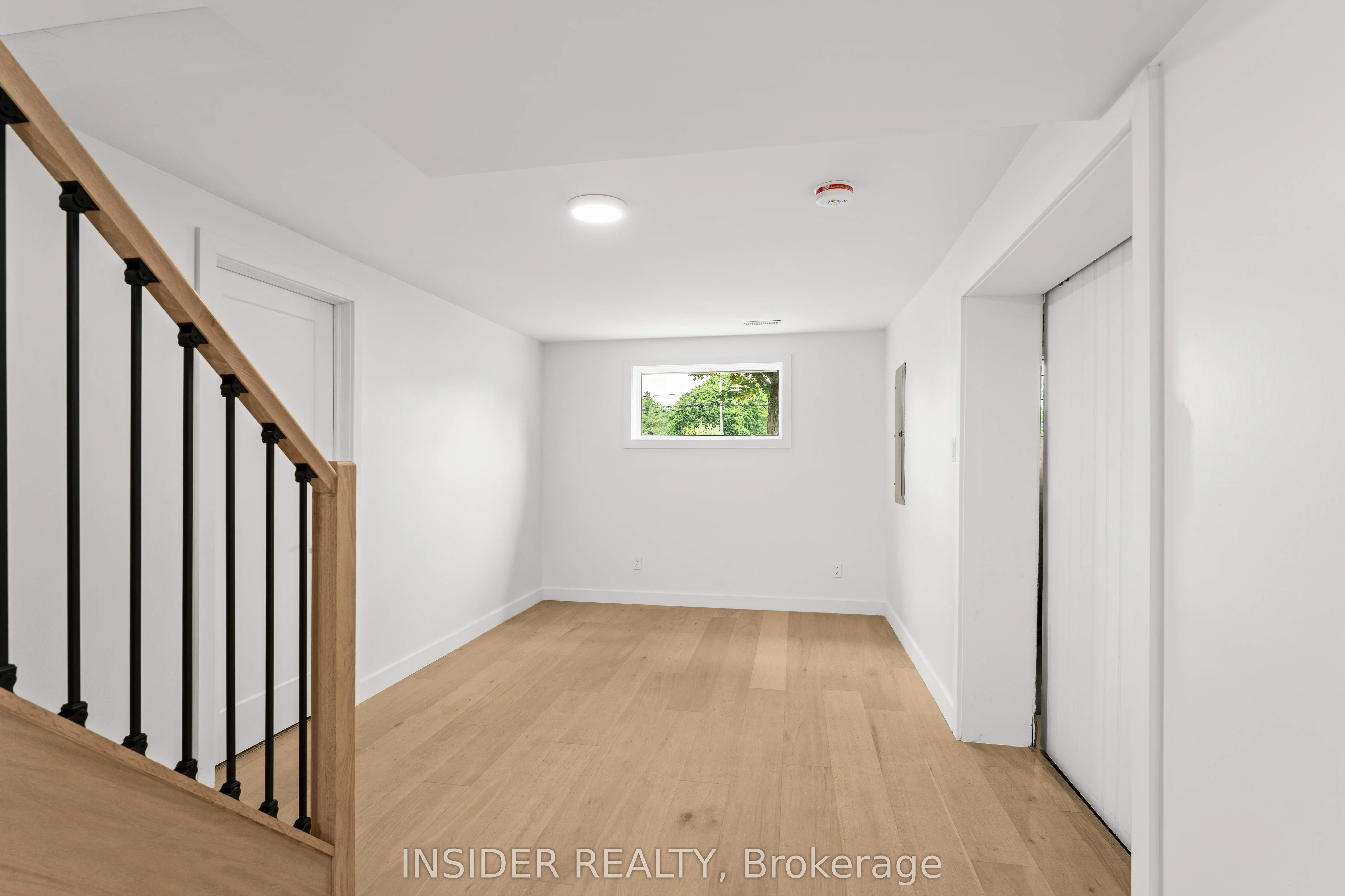 1802 Sydenham Road