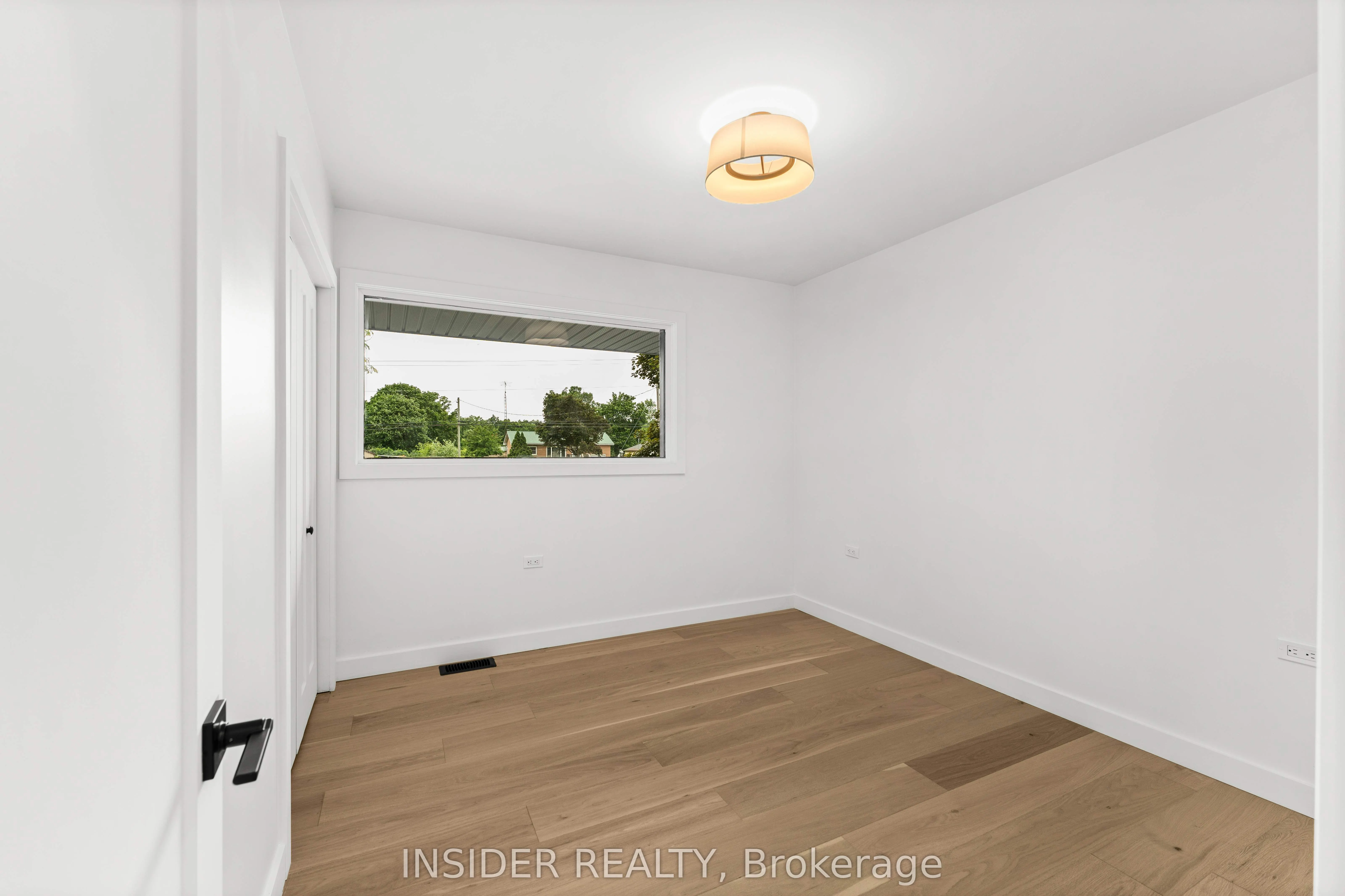 1802 Sydenham Road