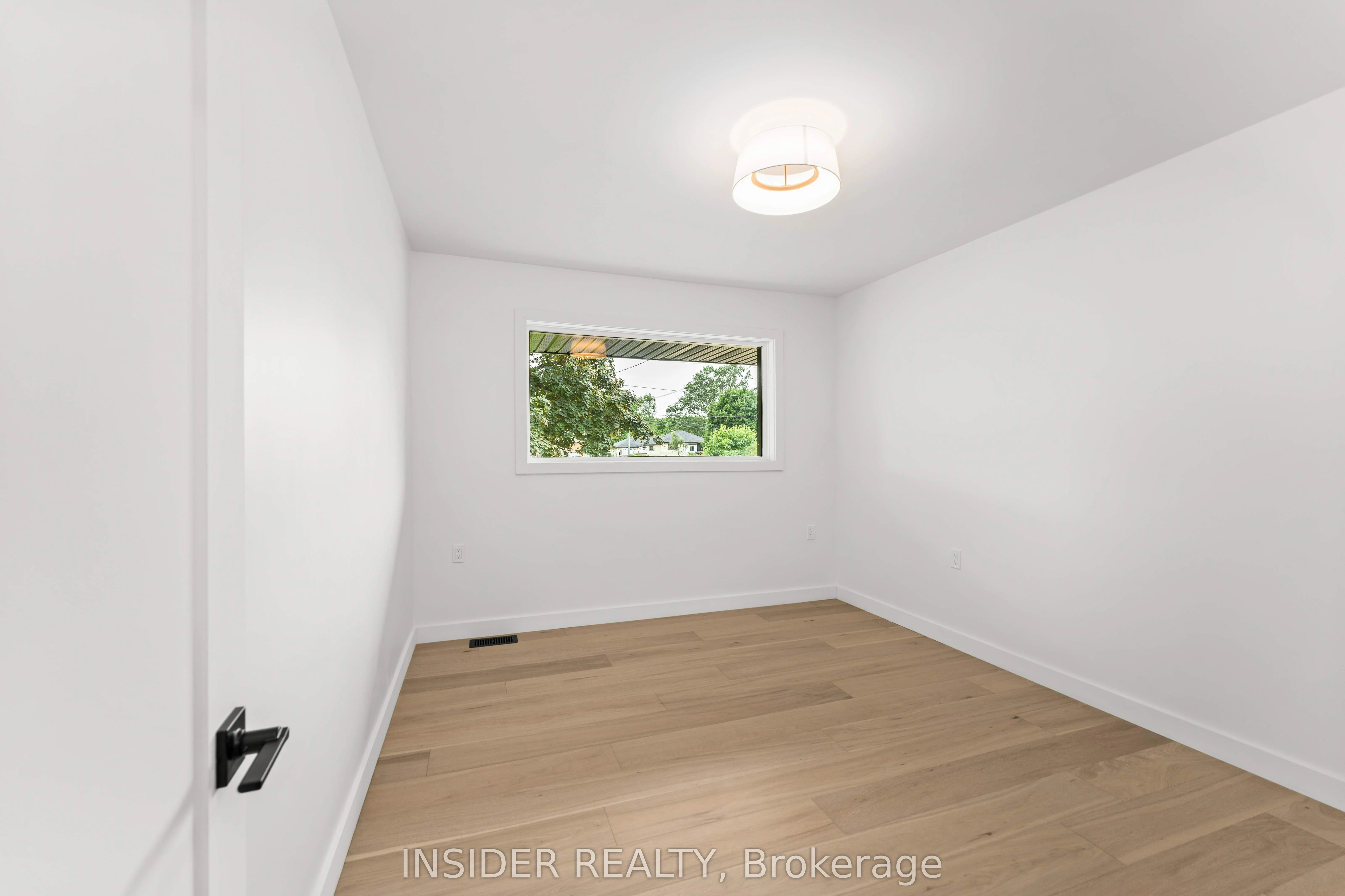 1802 Sydenham Road