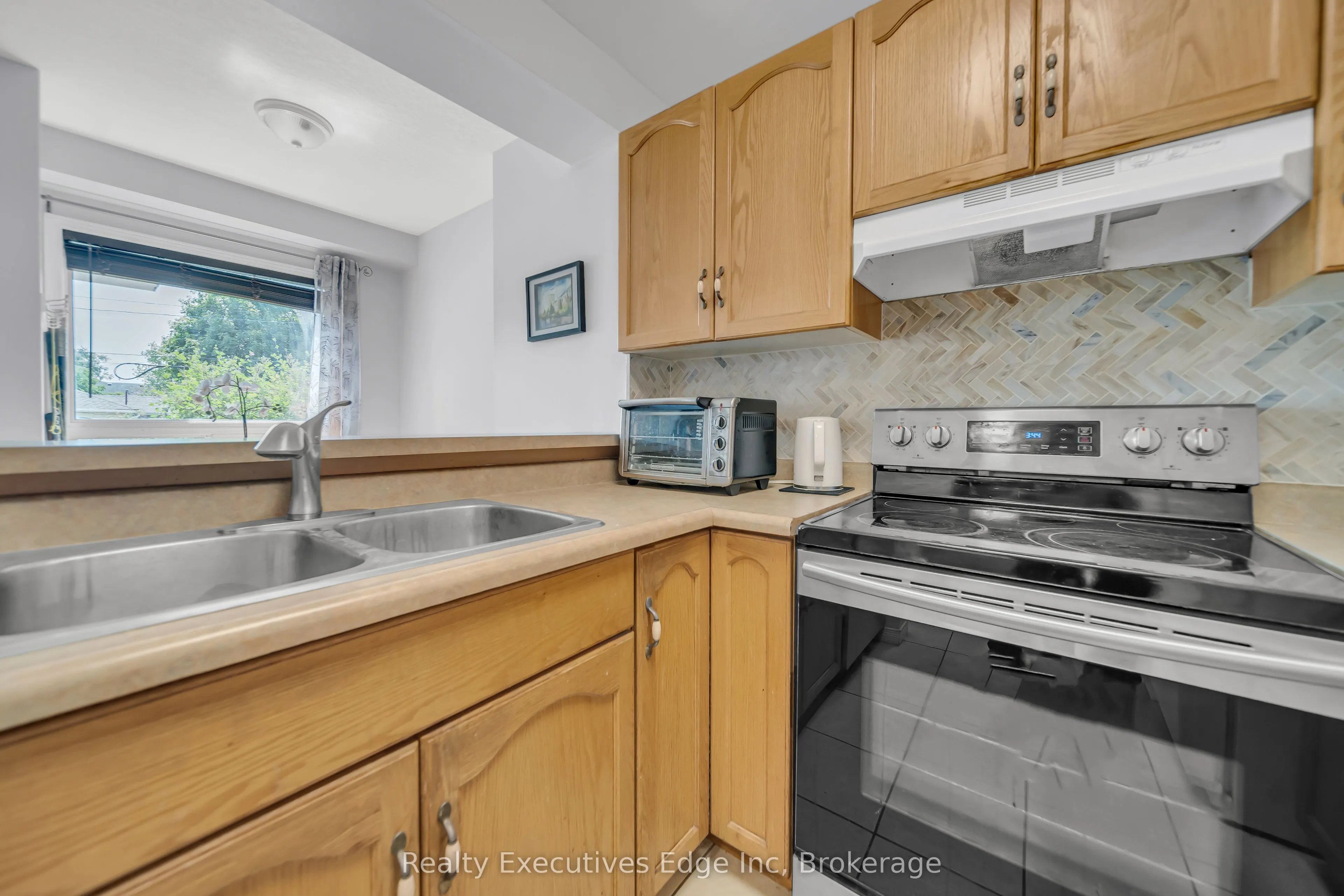 142 York Road, #5