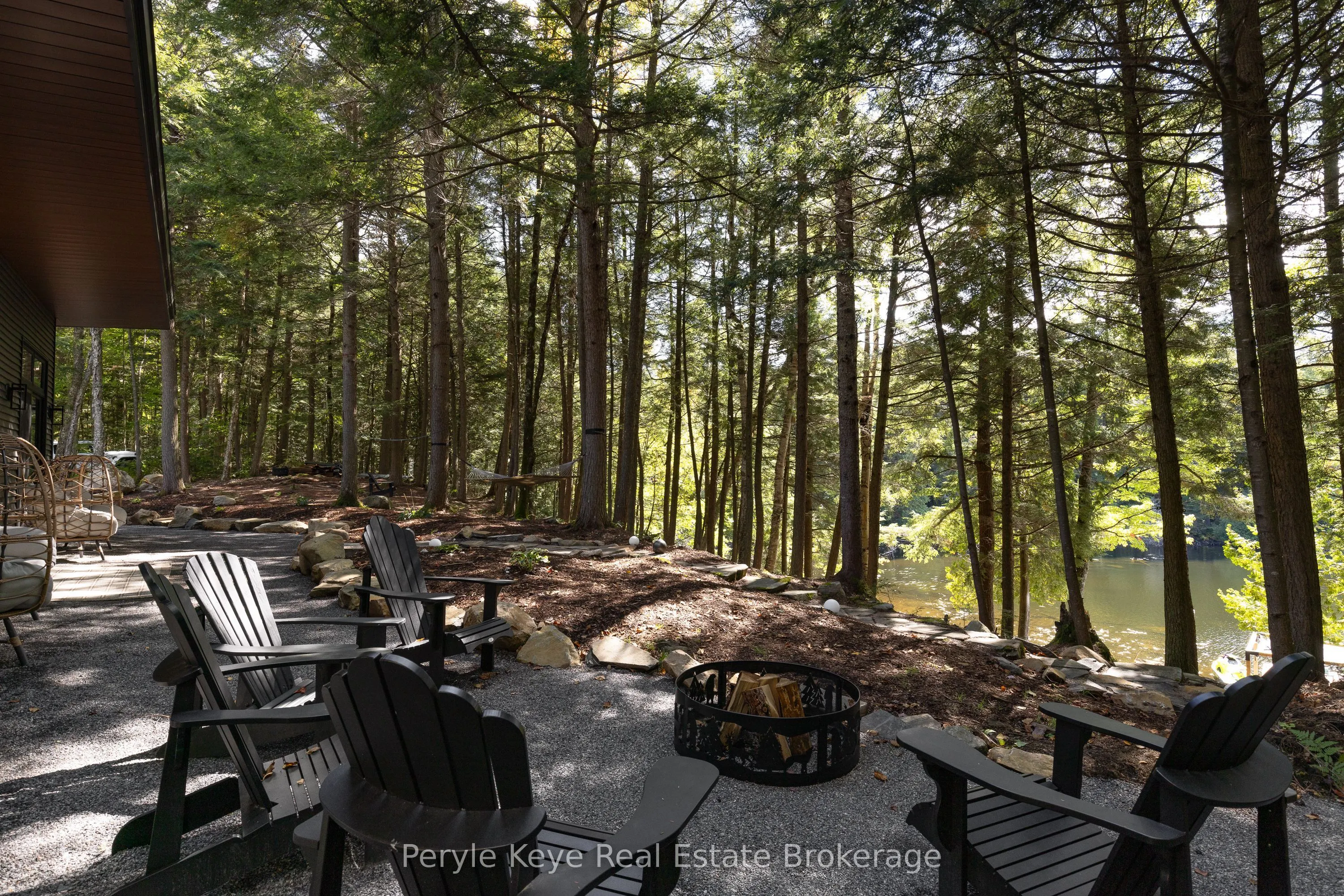 1-1387 Oxbow Lake Road