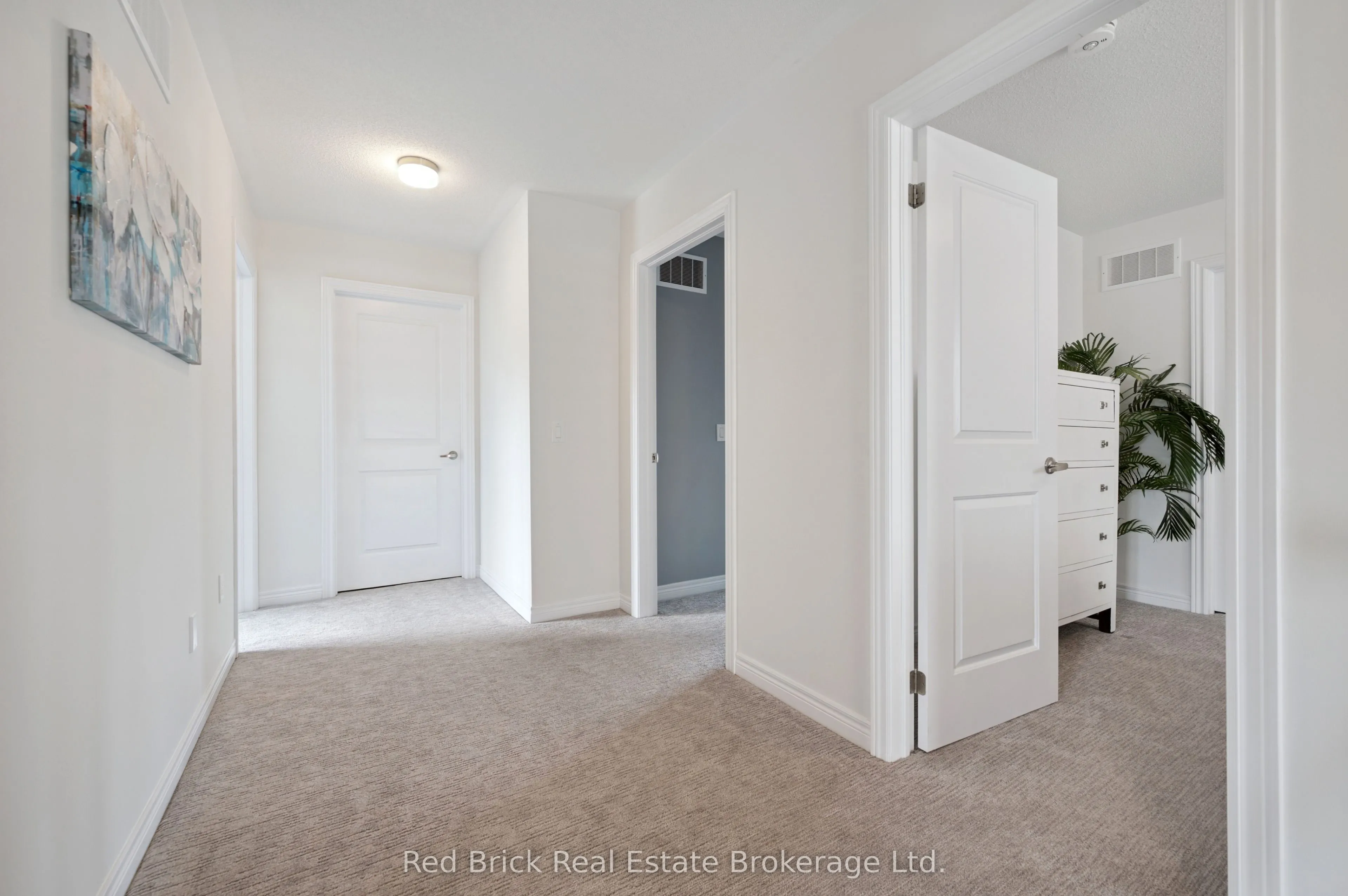 71 Harpin Way W