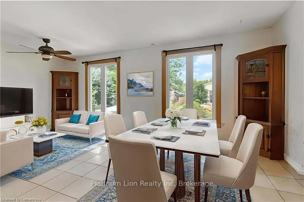 6 Equestrian Court
