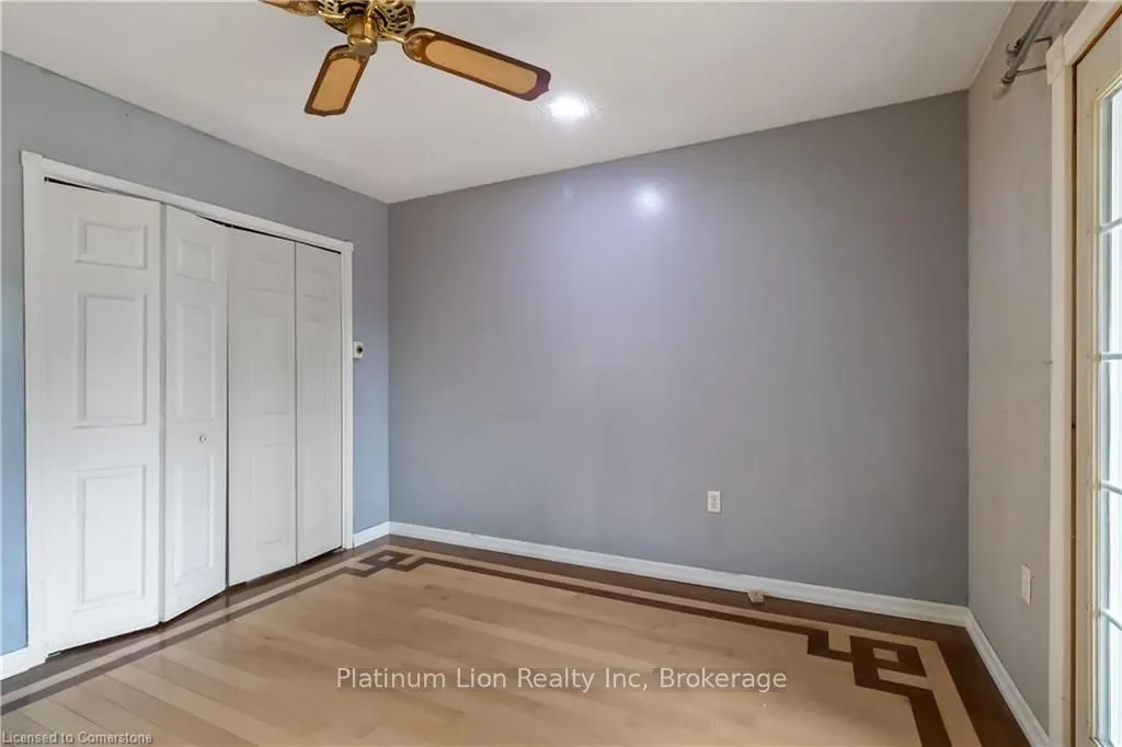 6 Equestrian Court