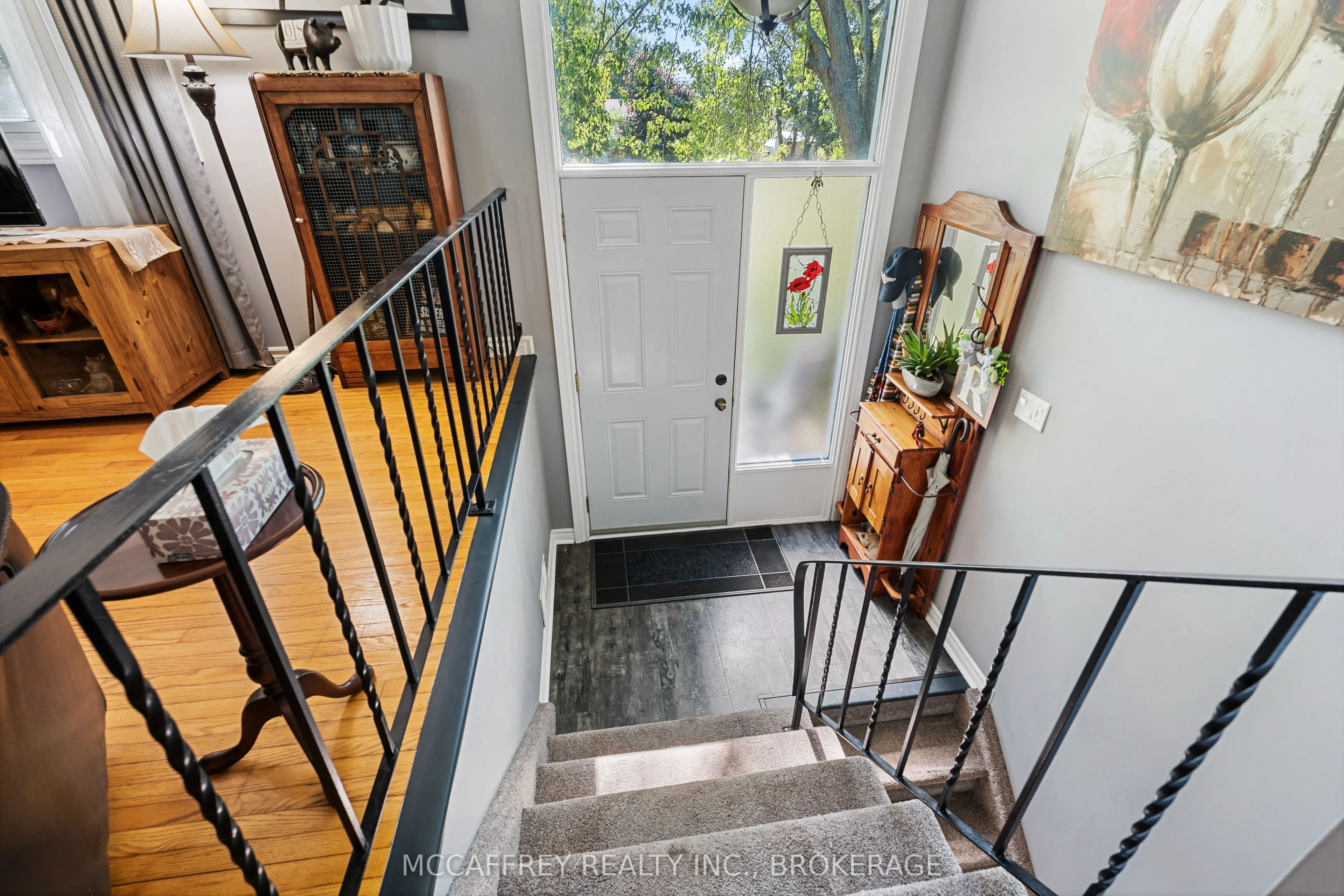 102 WRIGHT Place