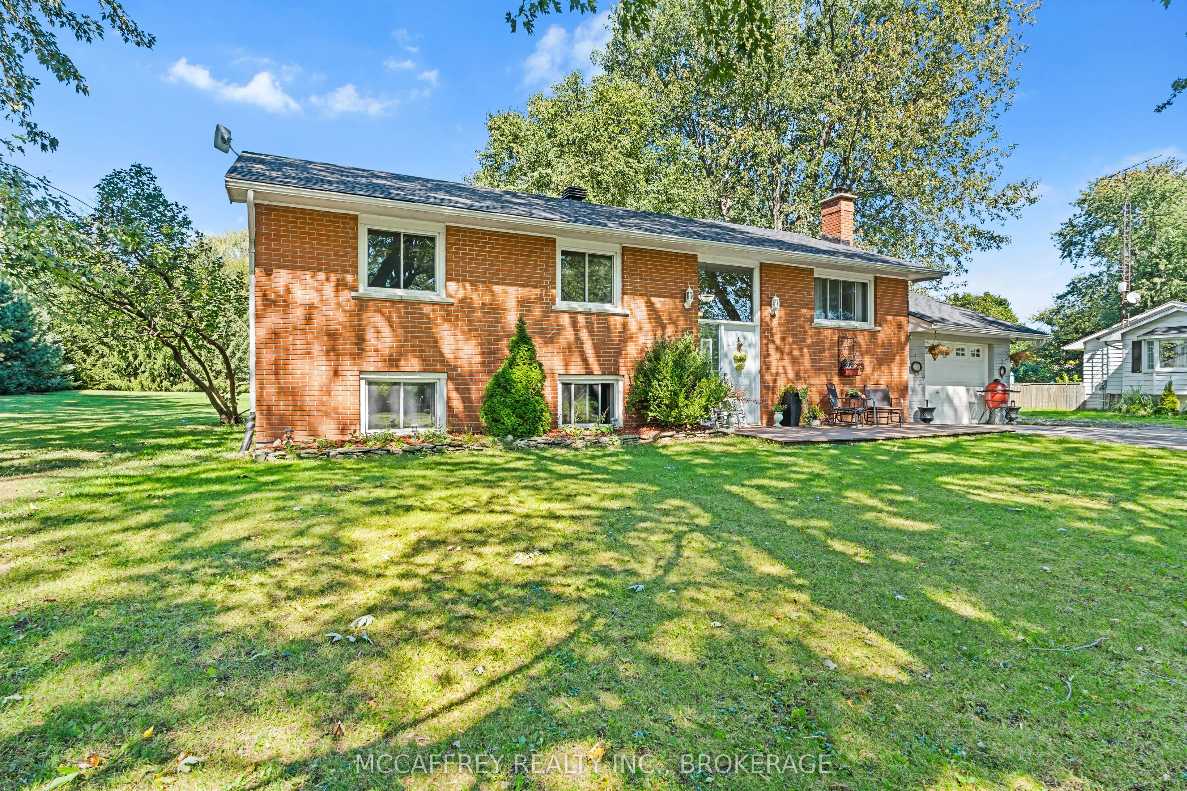 102 WRIGHT Place