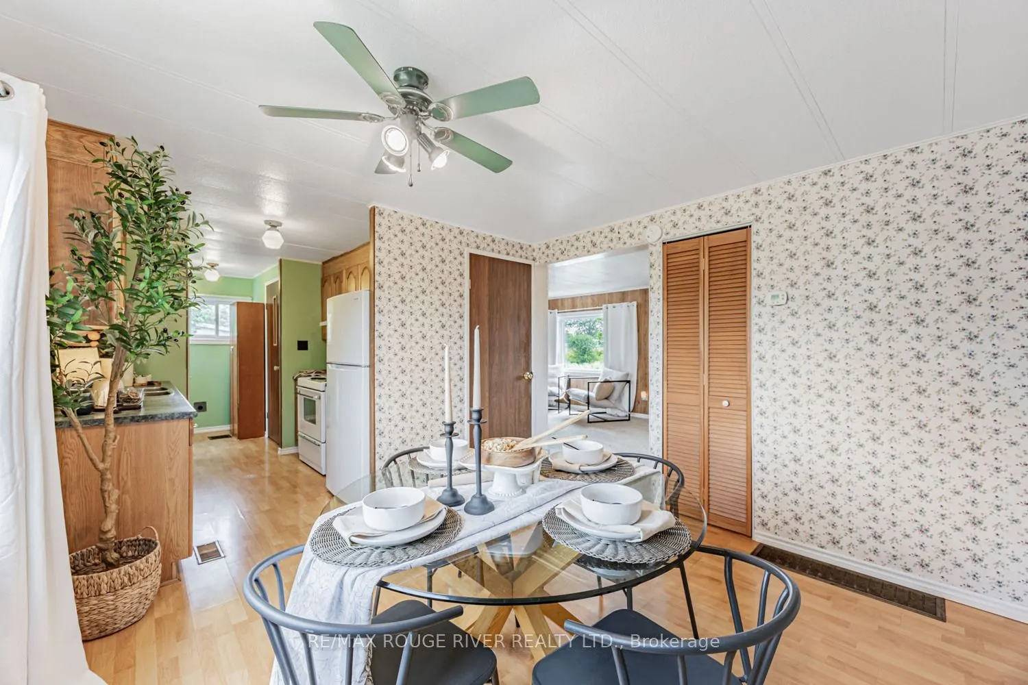 7622 Telephone Road
