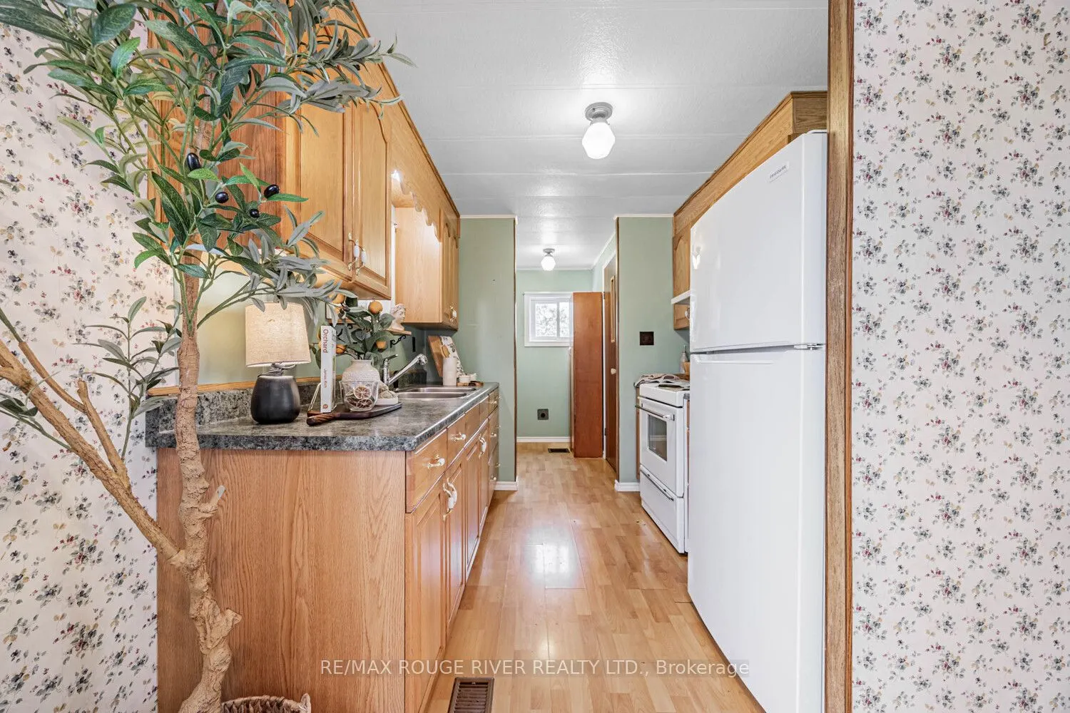 7622 Telephone Road