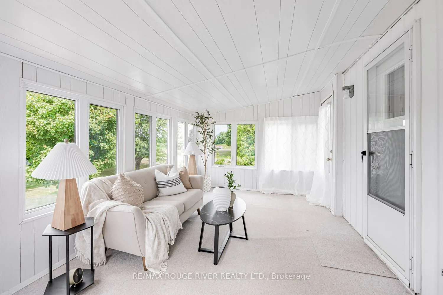 7622 Telephone Road