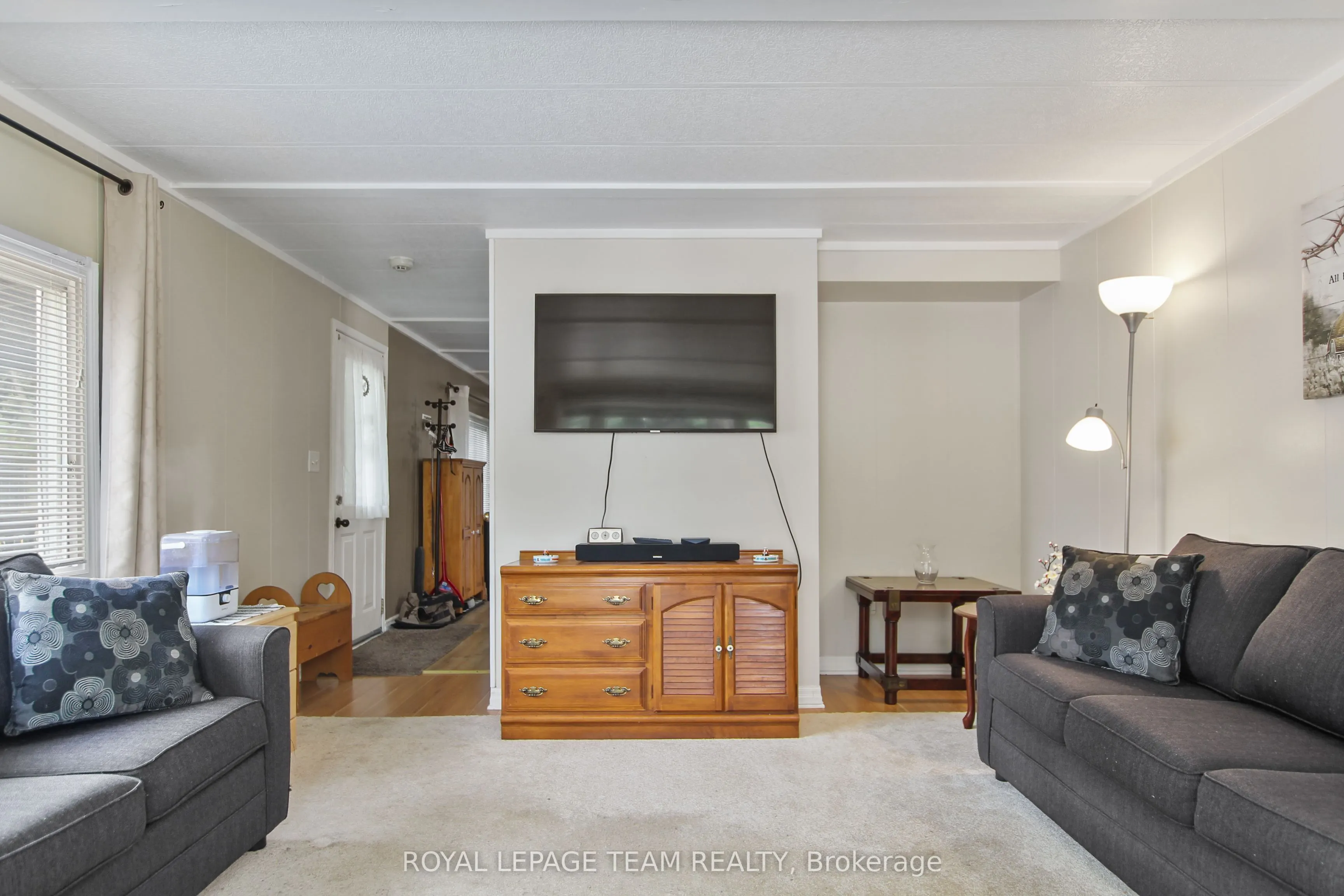 7 Rowan Road