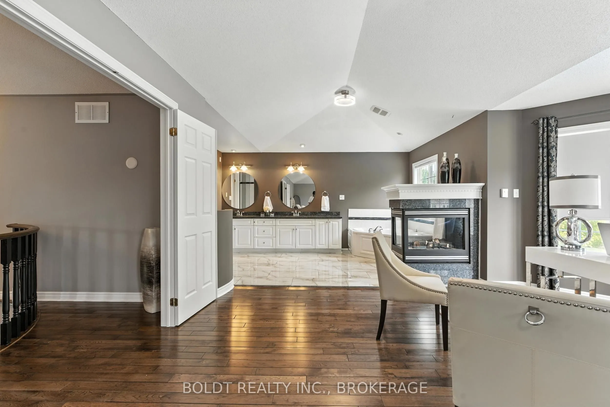 84 Vansickle Road