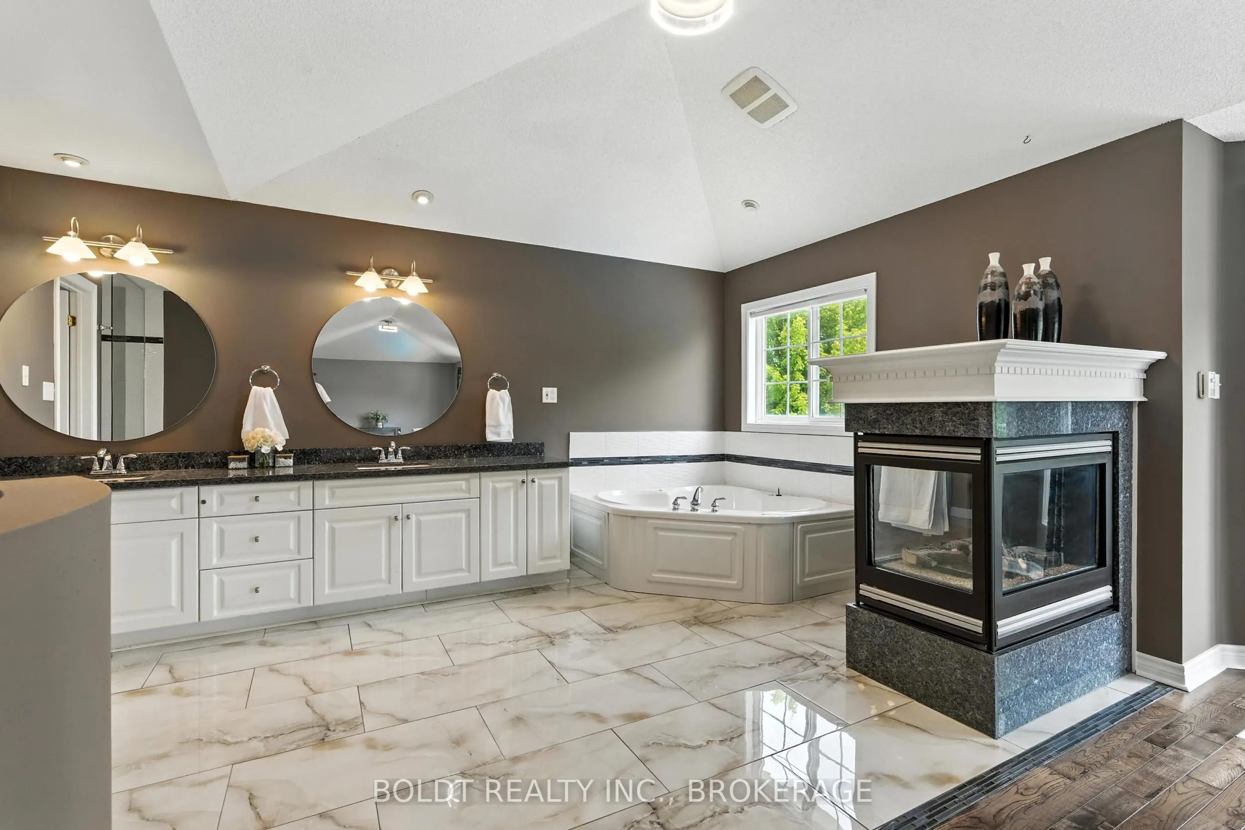 84 Vansickle Road