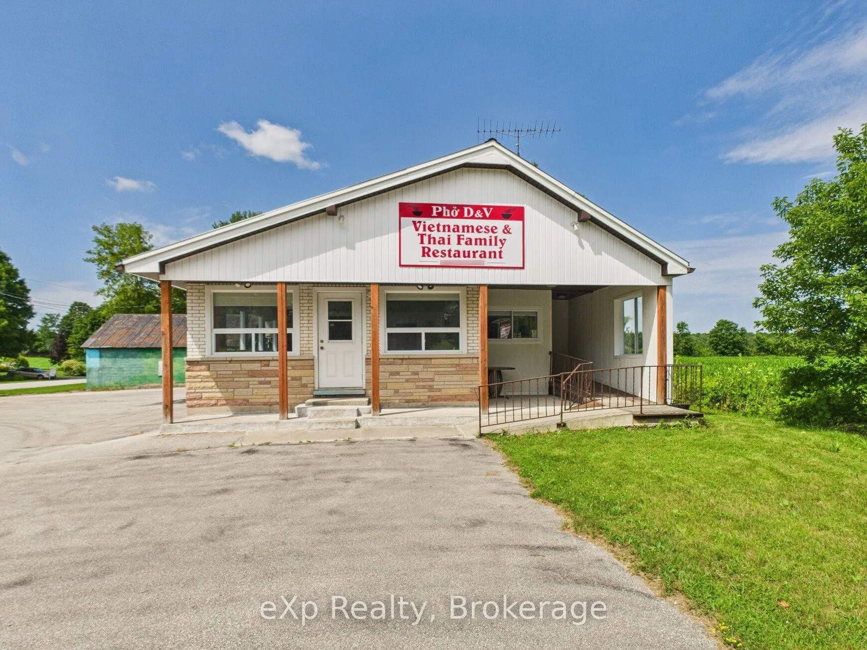 315194 HIGHWAY 6