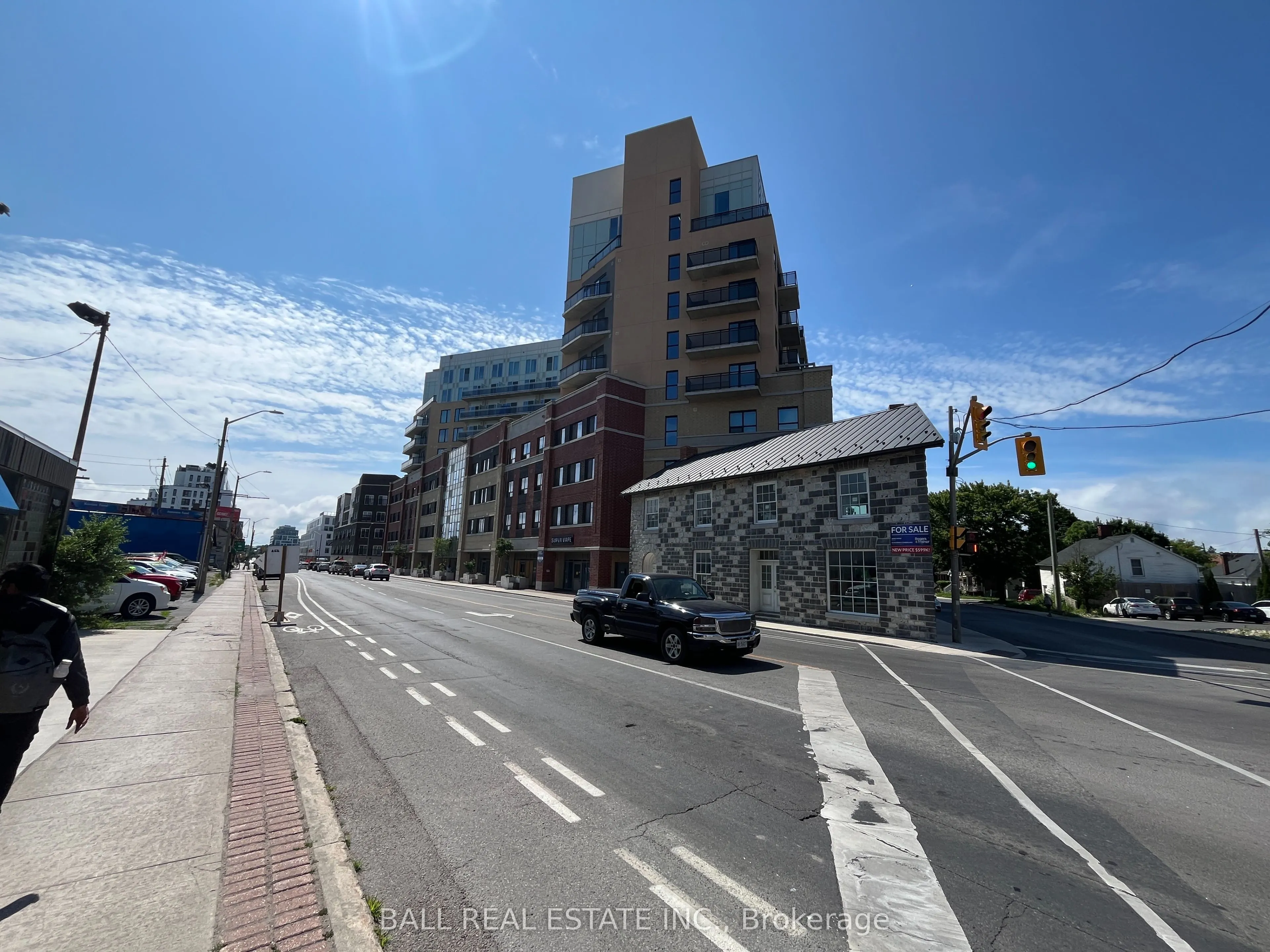 652 Princess Street, #320