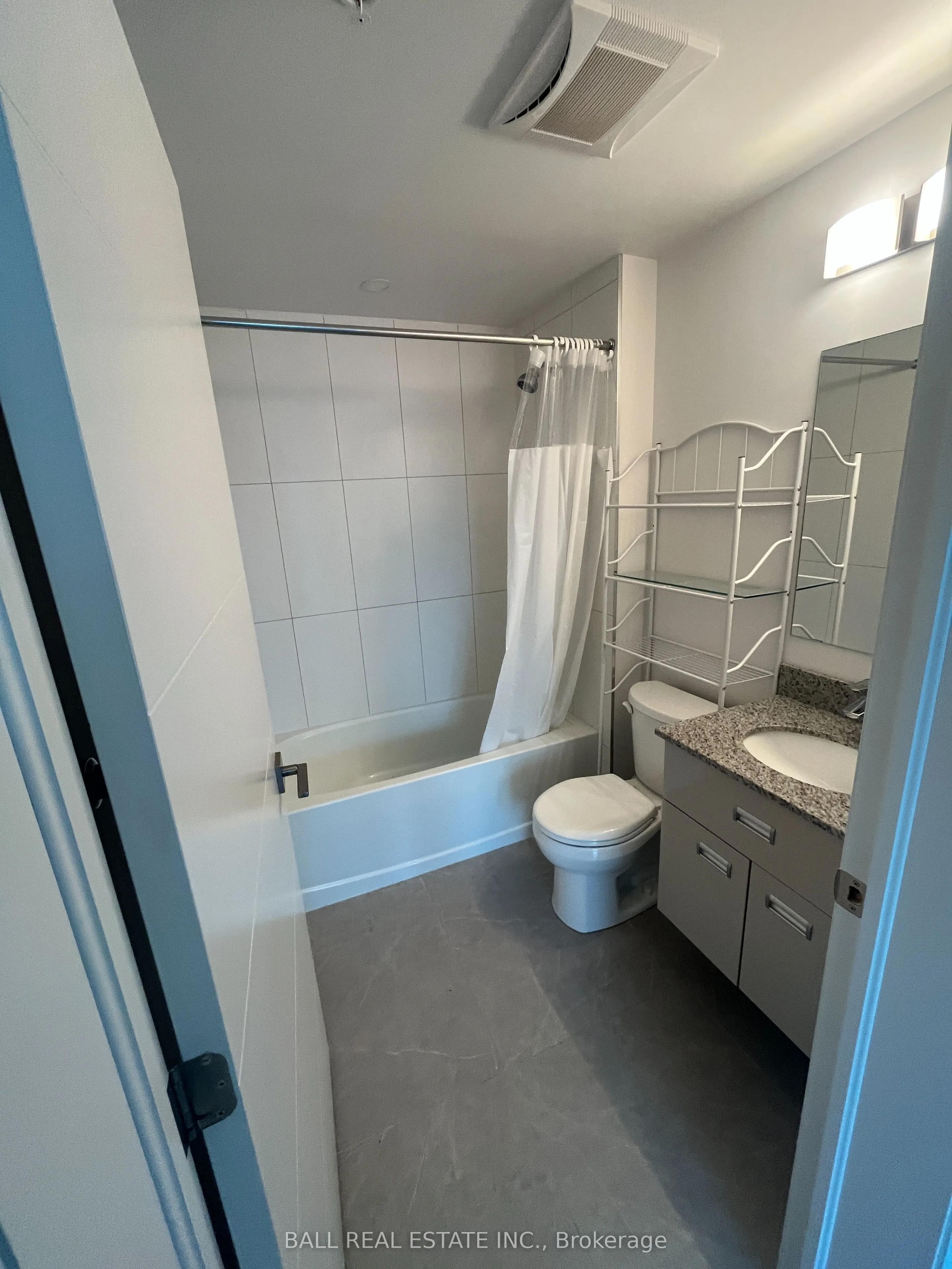 652 Princess Street, #320