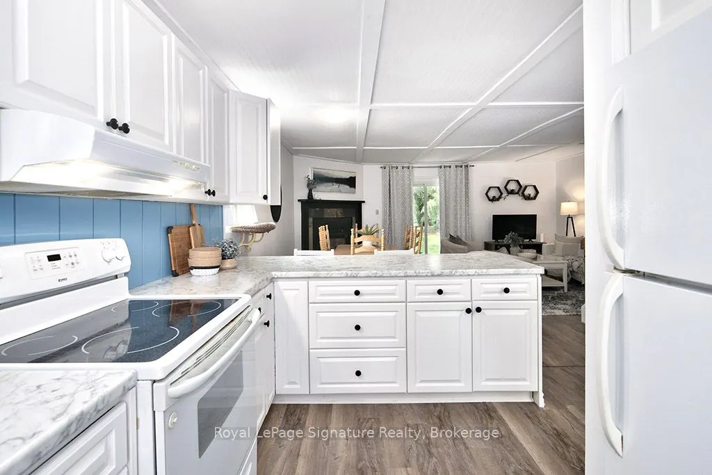 127 ALFRED Street W, #81