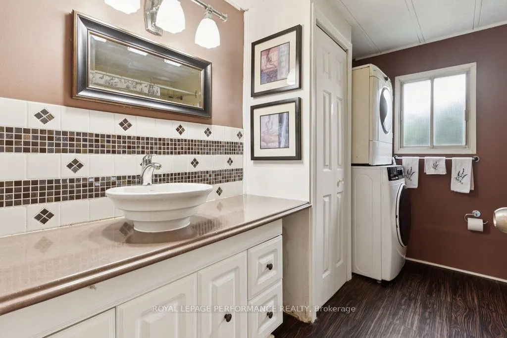 1036 Vista Barrett Private