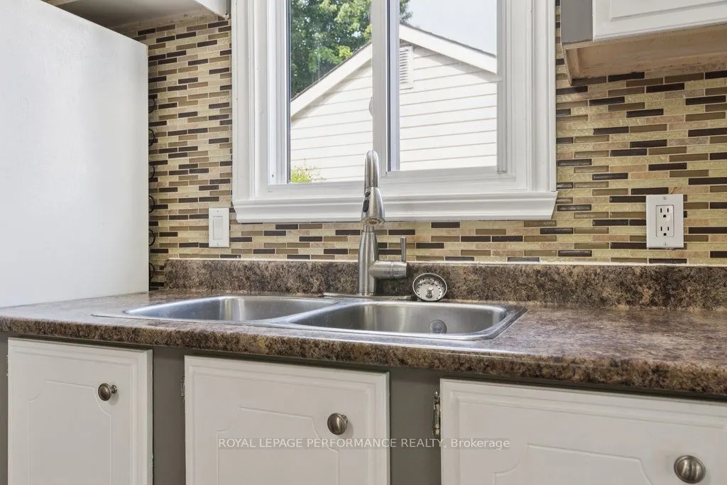 1036 Vista Barrett Private