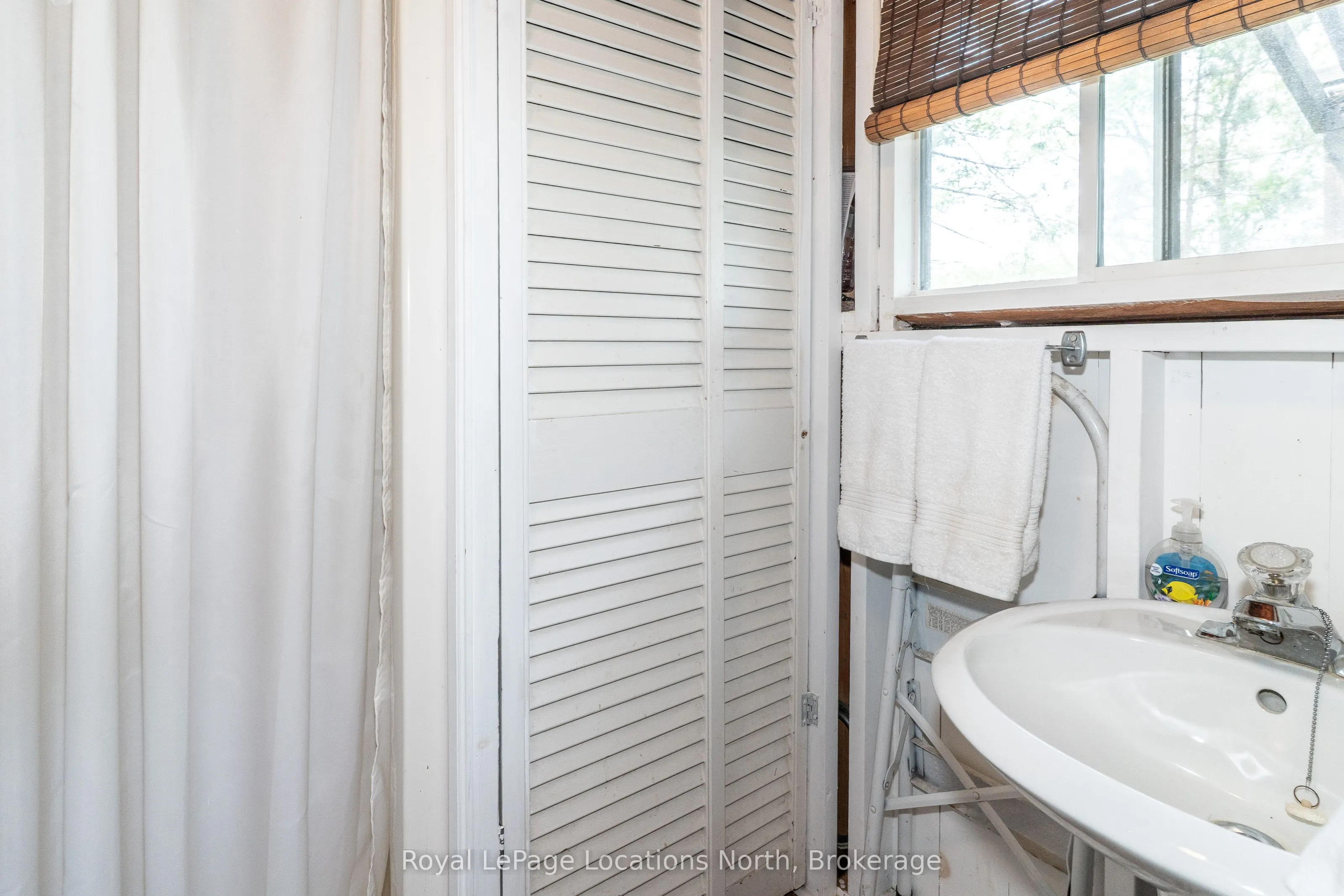 2 3LN Berkinshaw Island