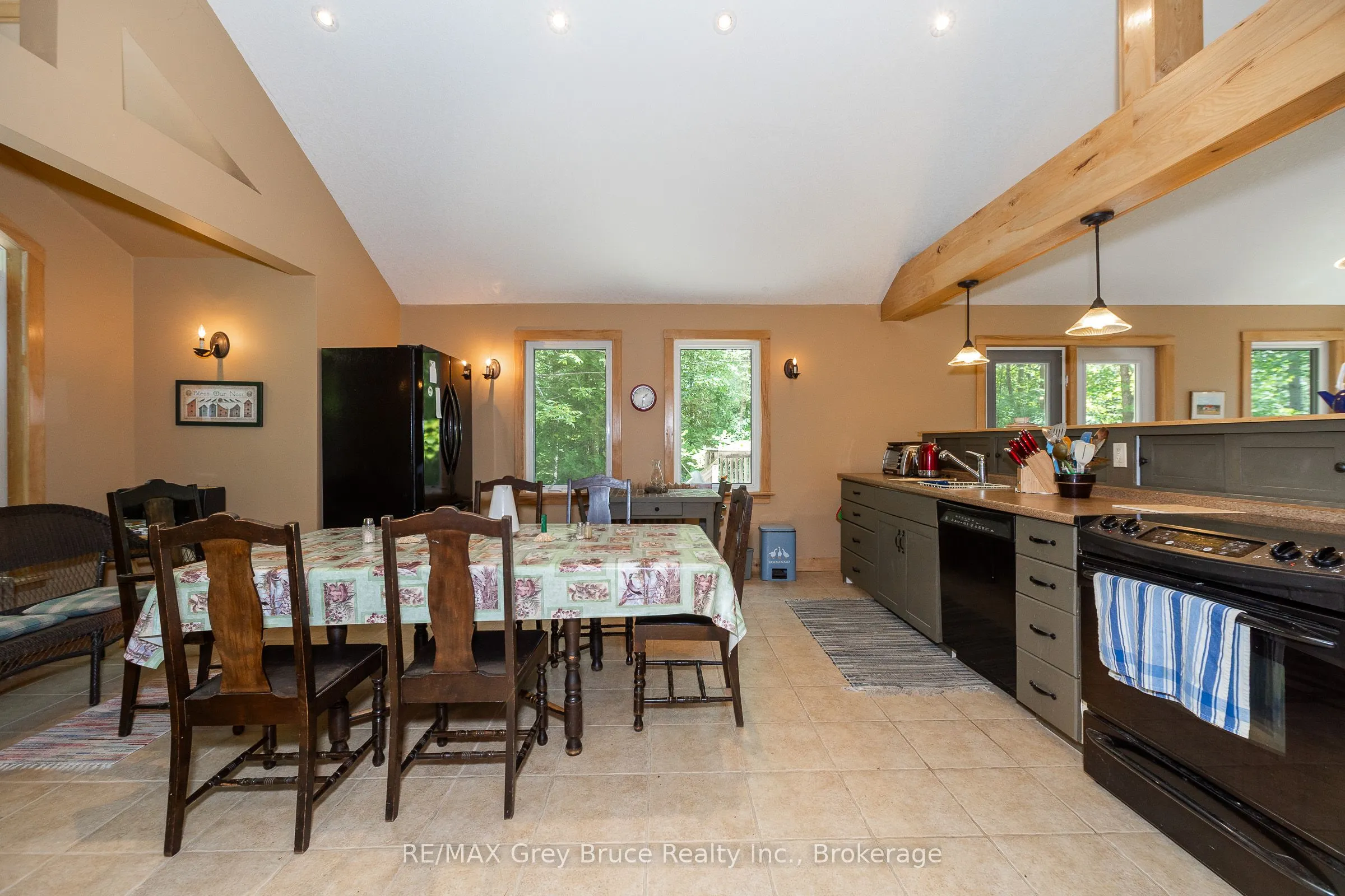 216152 Concession 4 Road