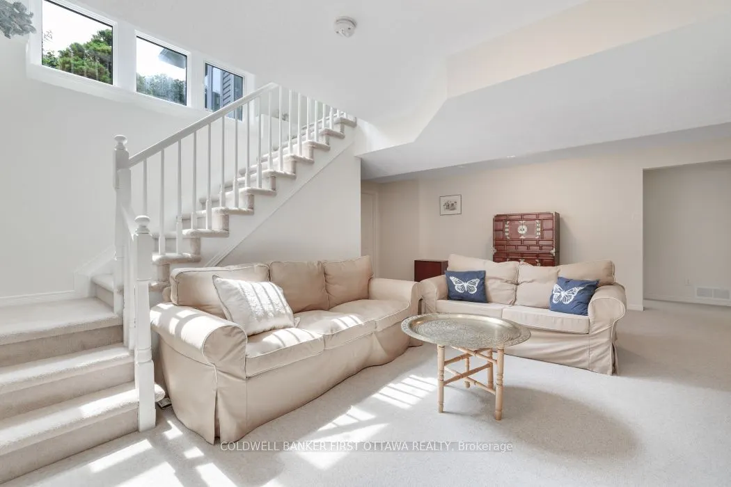 10 Ladybirds Crescent