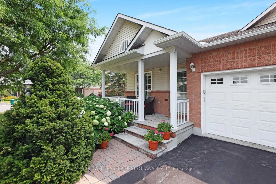 10 Ladybirds Crescent