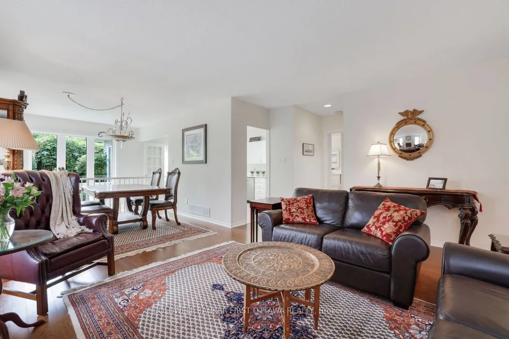 10 Ladybirds Crescent