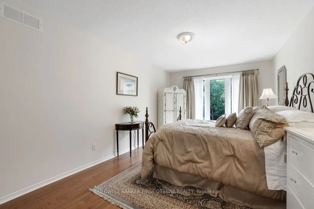 10 Ladybirds Crescent