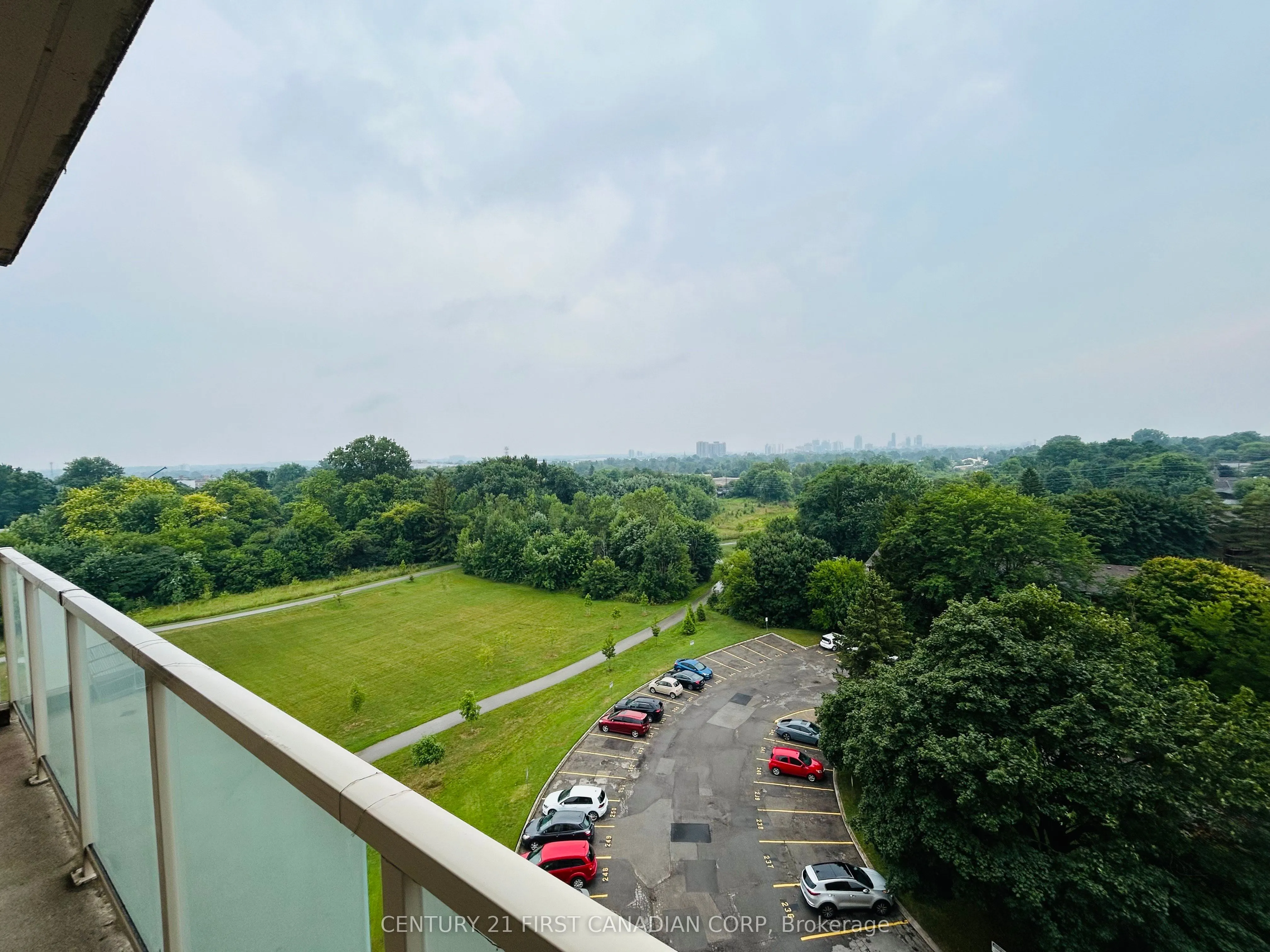 573 Mornington Avenue, #802