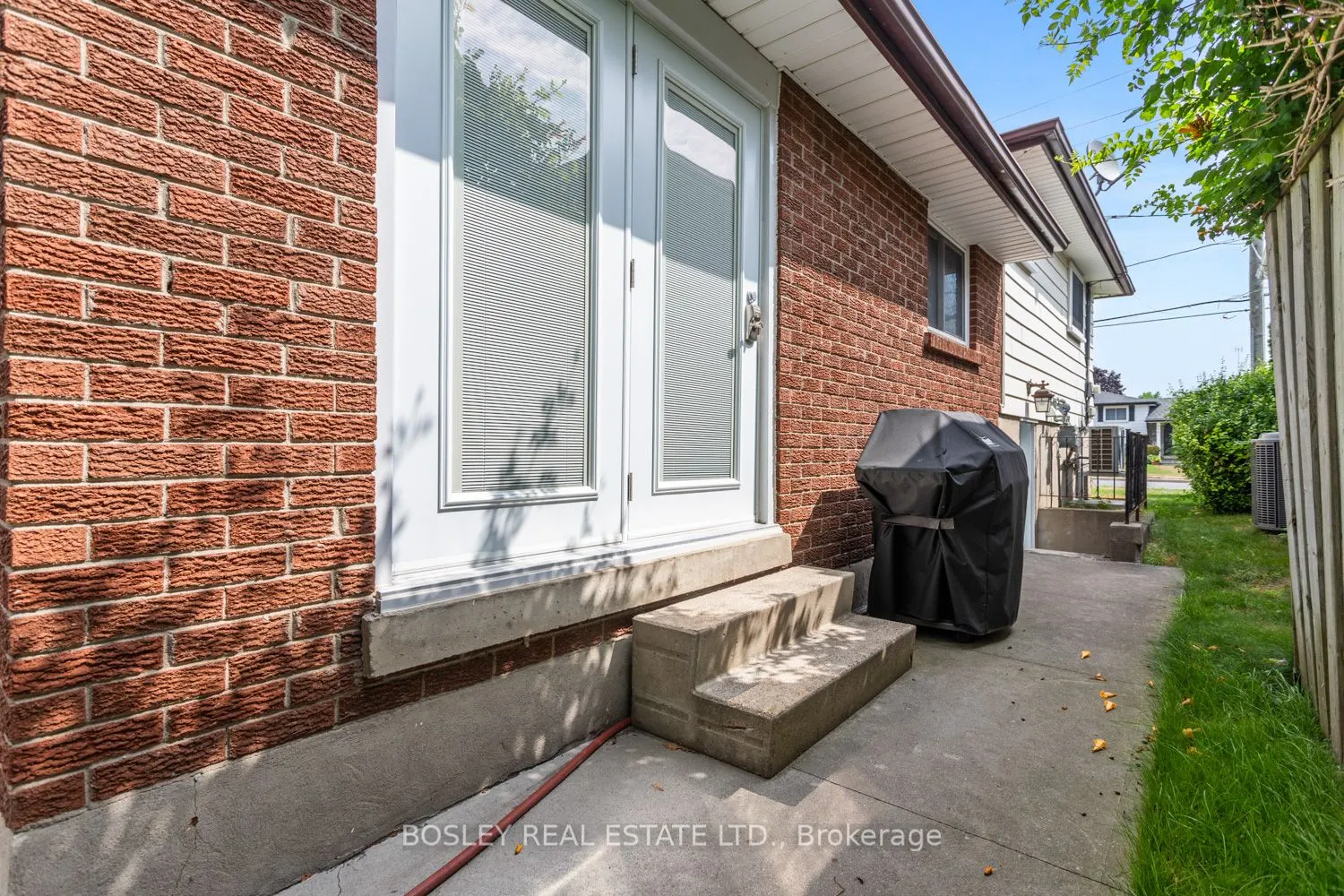 483 Ewing Street
