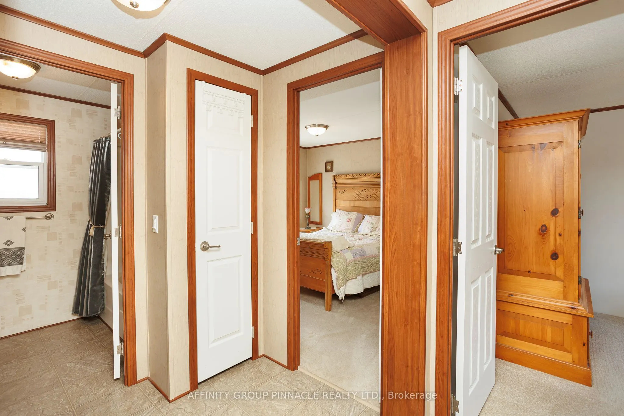 20 Creekside Circle
