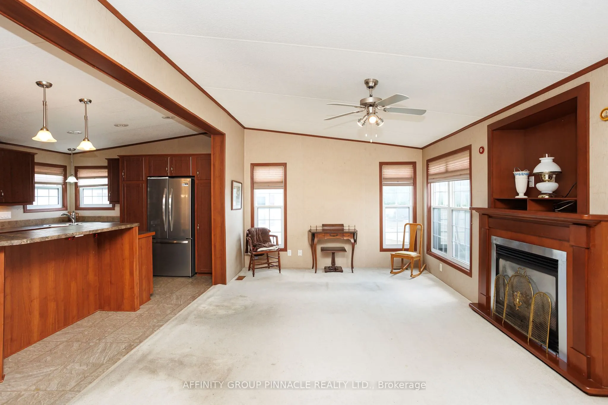 20 Creekside Circle