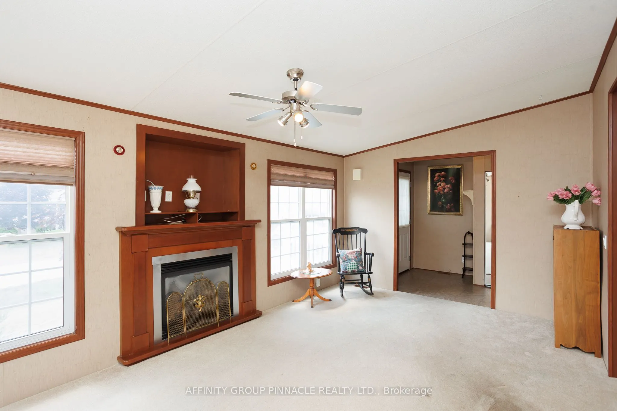 20 Creekside Circle