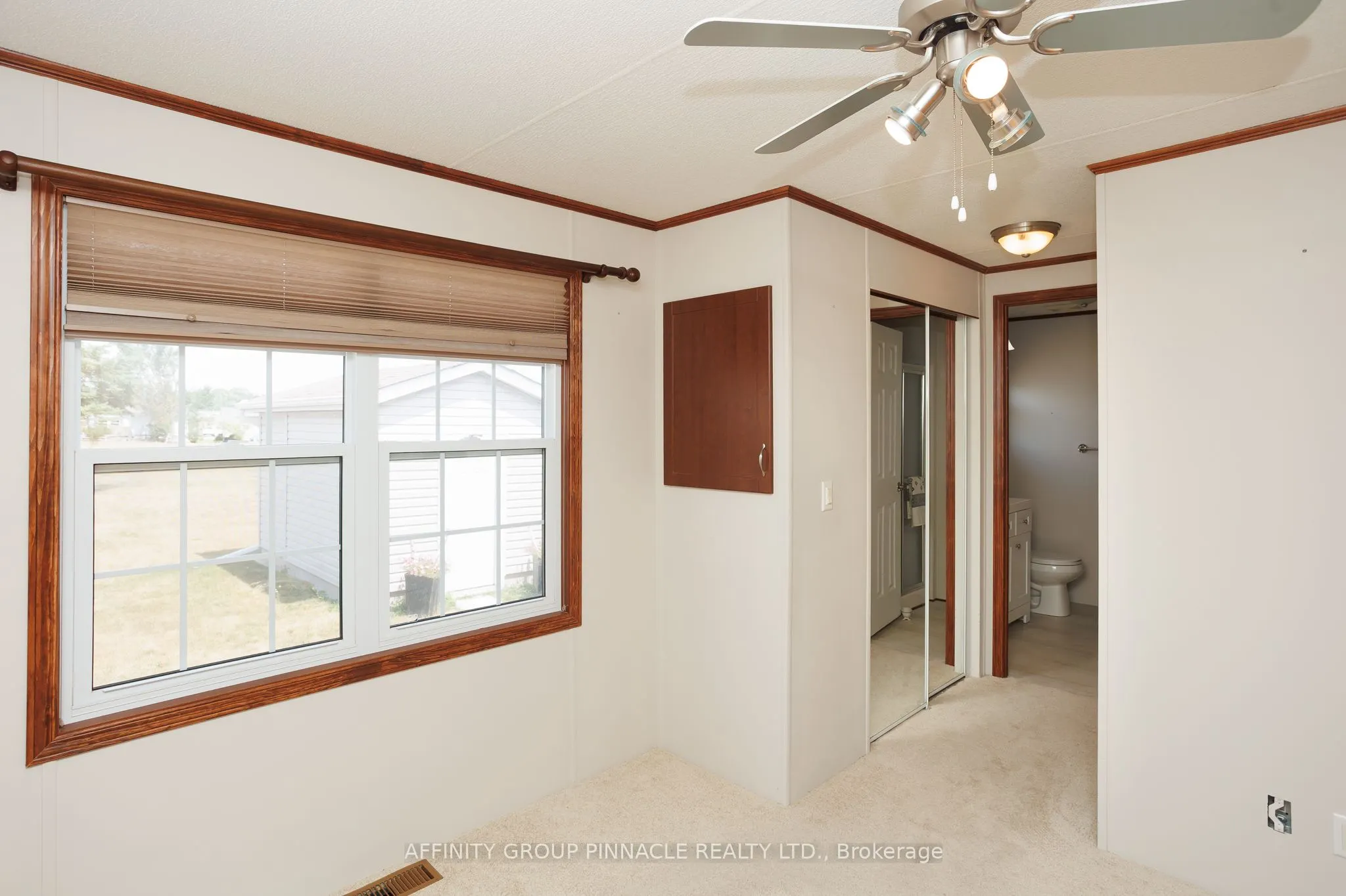 20 Creekside Circle