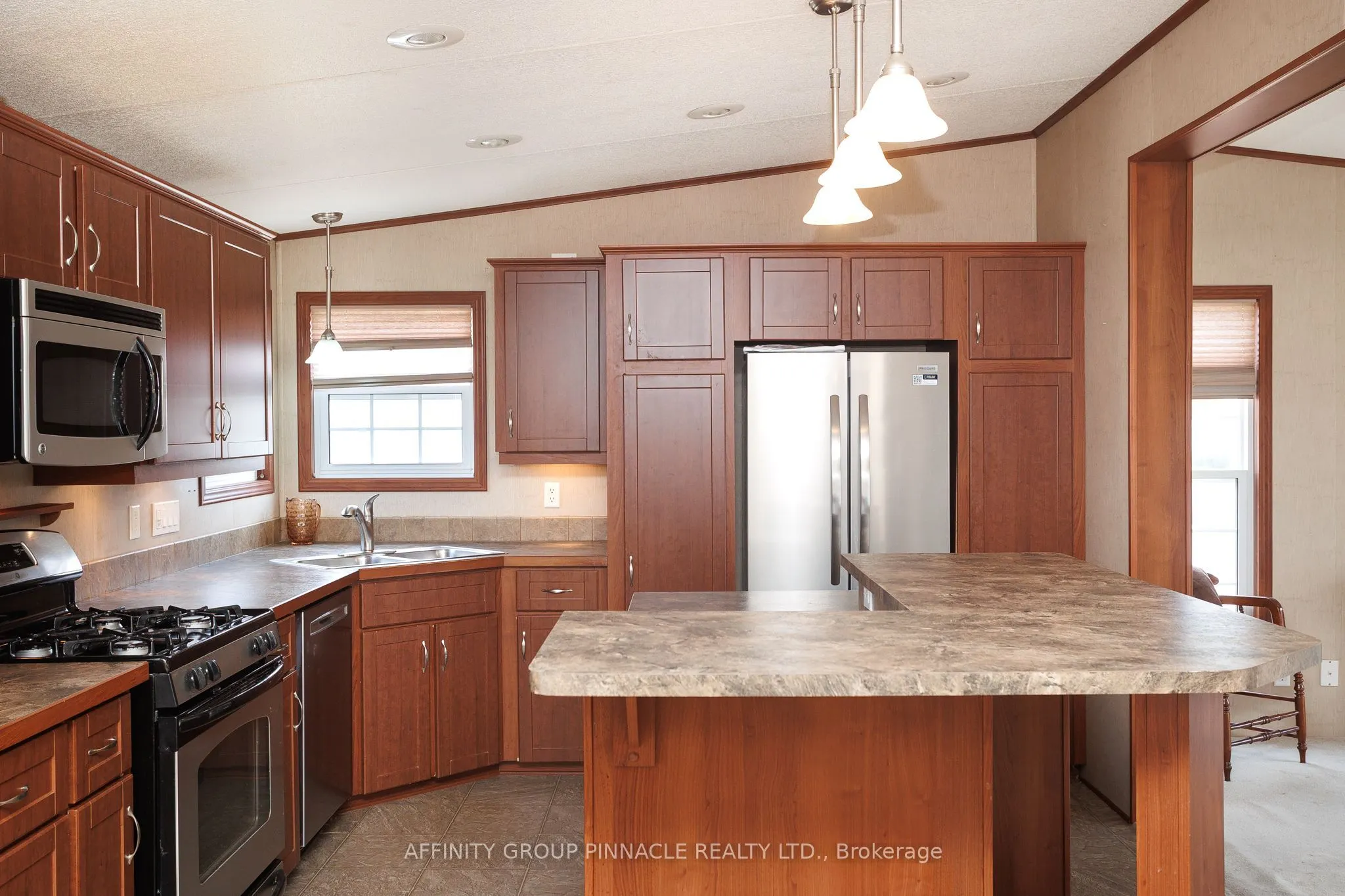 20 Creekside Circle
