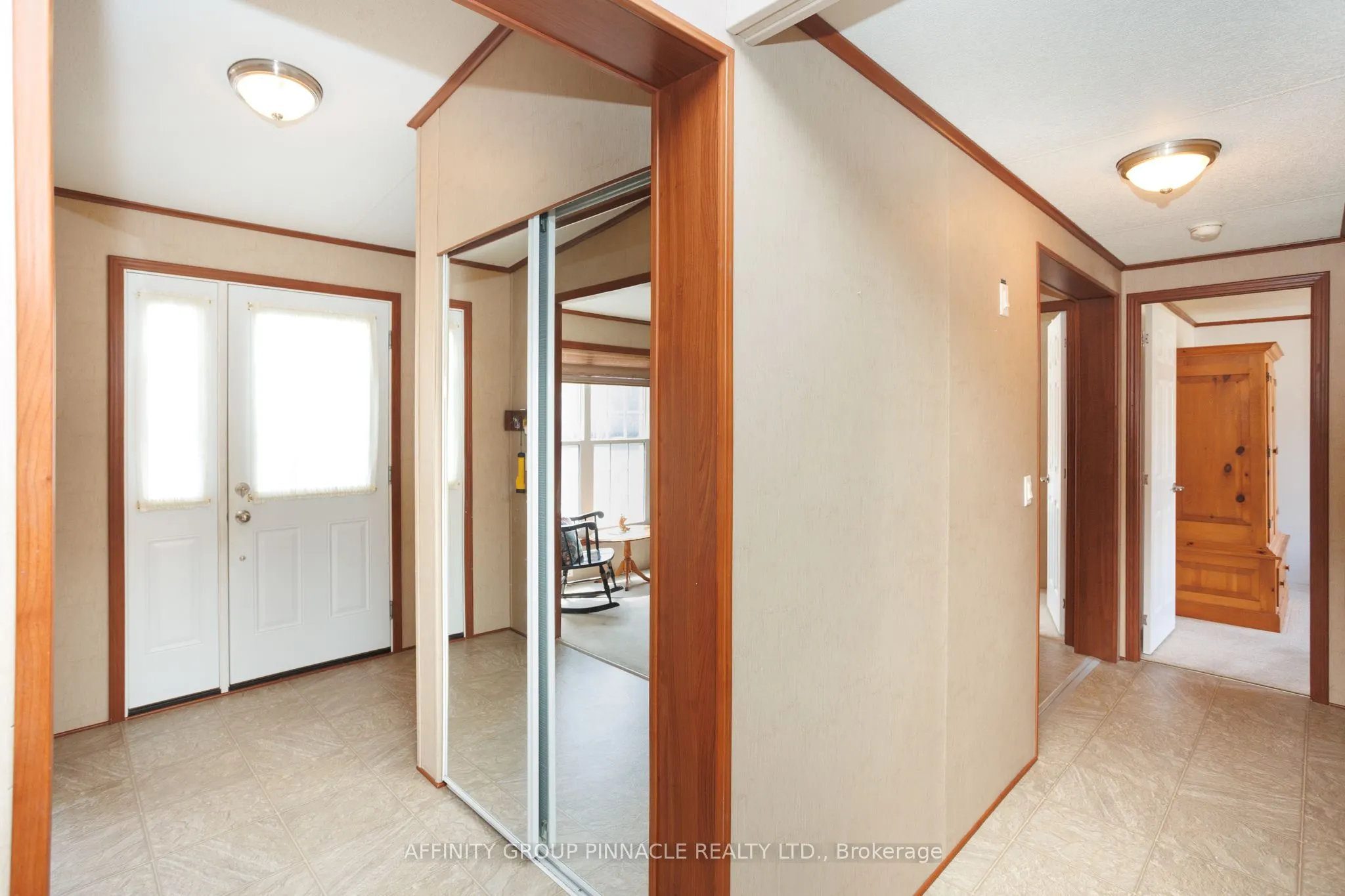 20 Creekside Circle