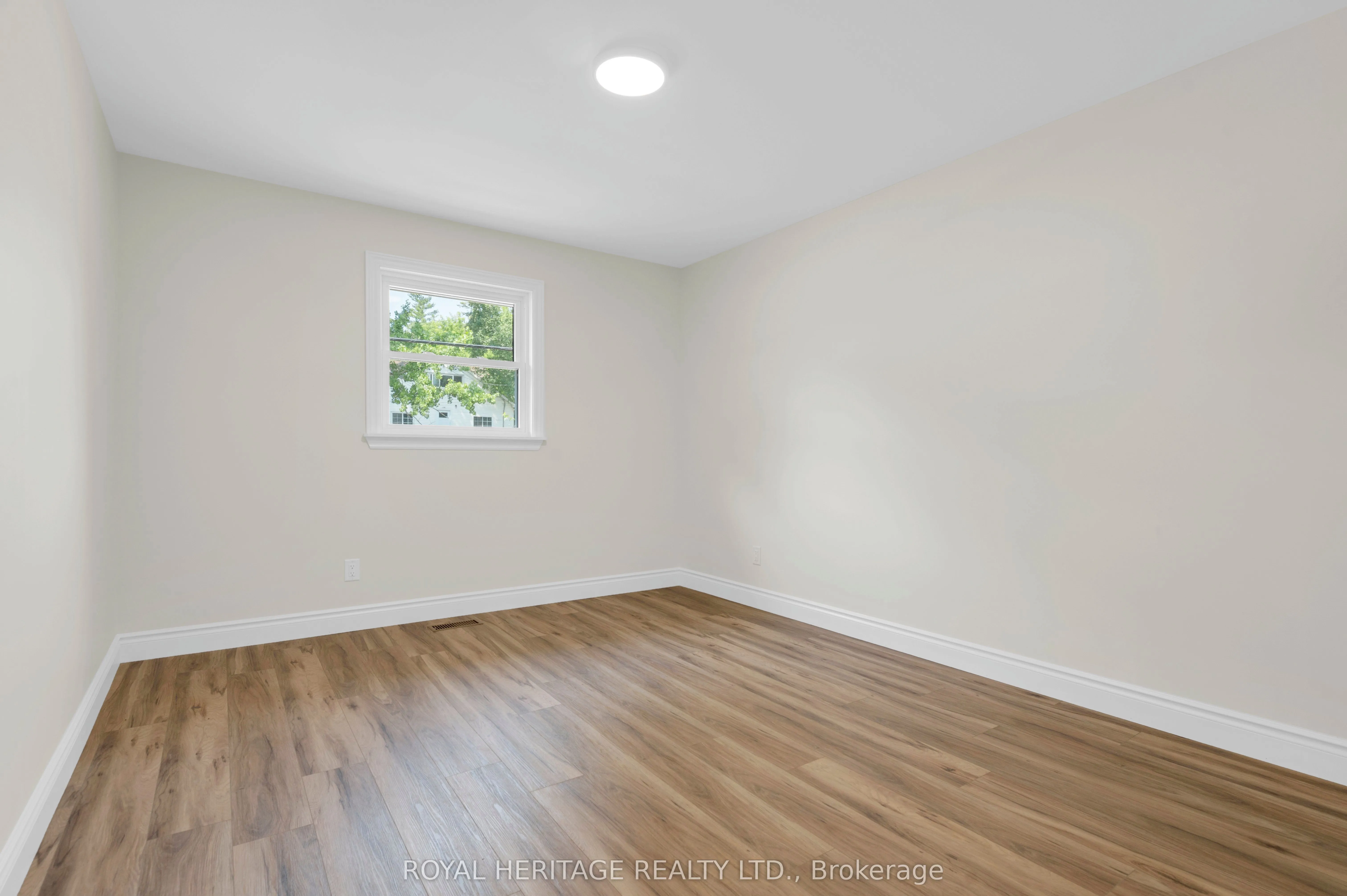 285 Herchimer Avenue