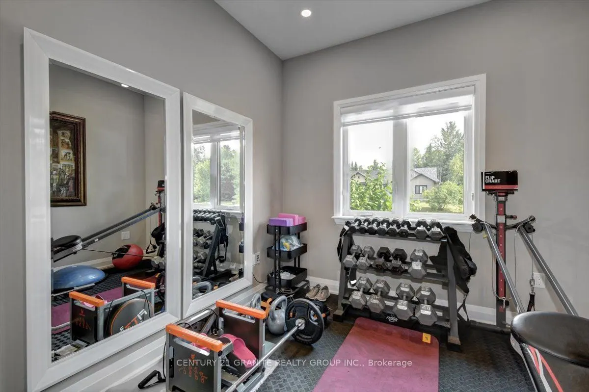 9 Bancroft Ridge Drive