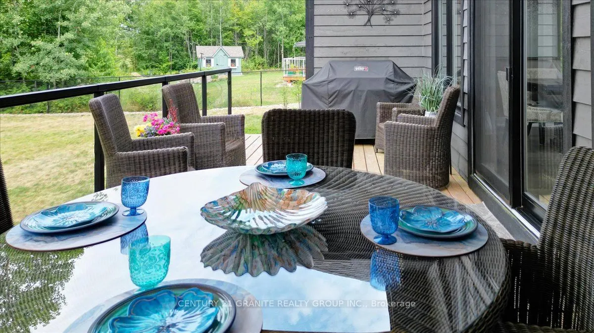 9 Bancroft Ridge Drive