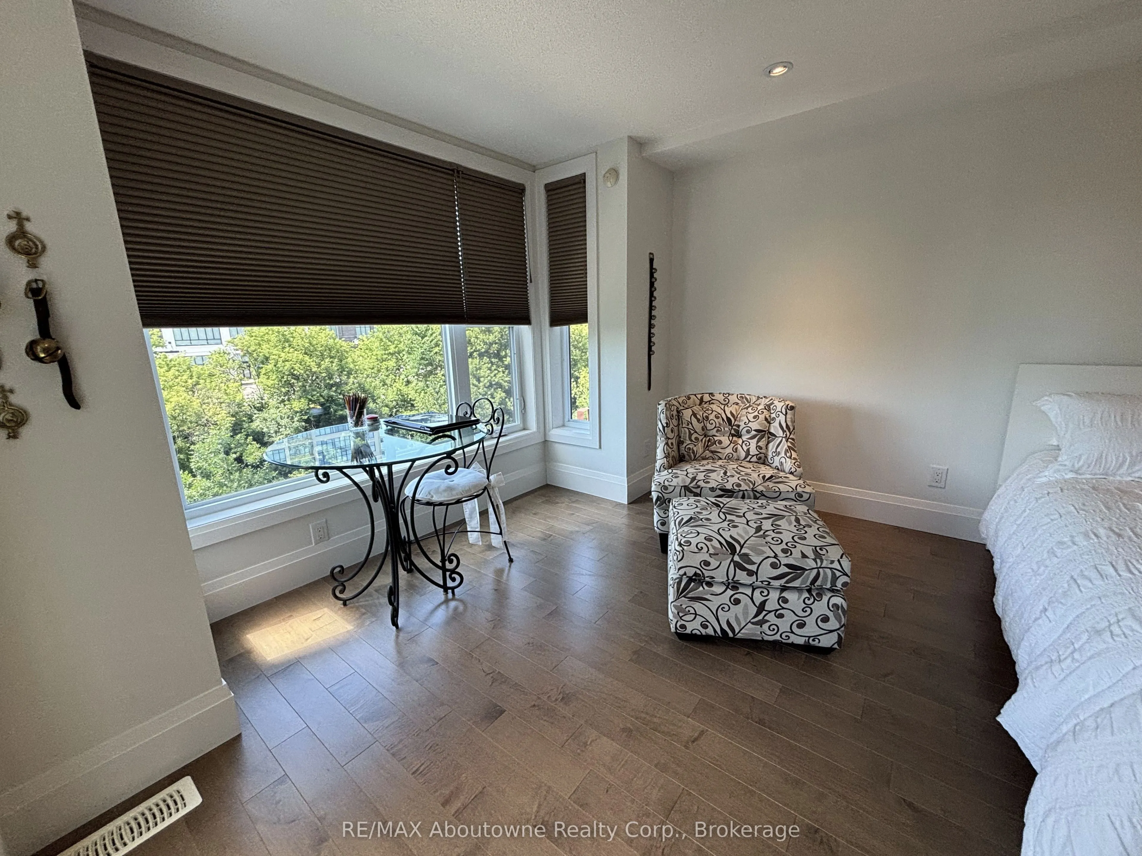 53 Arthur Street S, #RL5