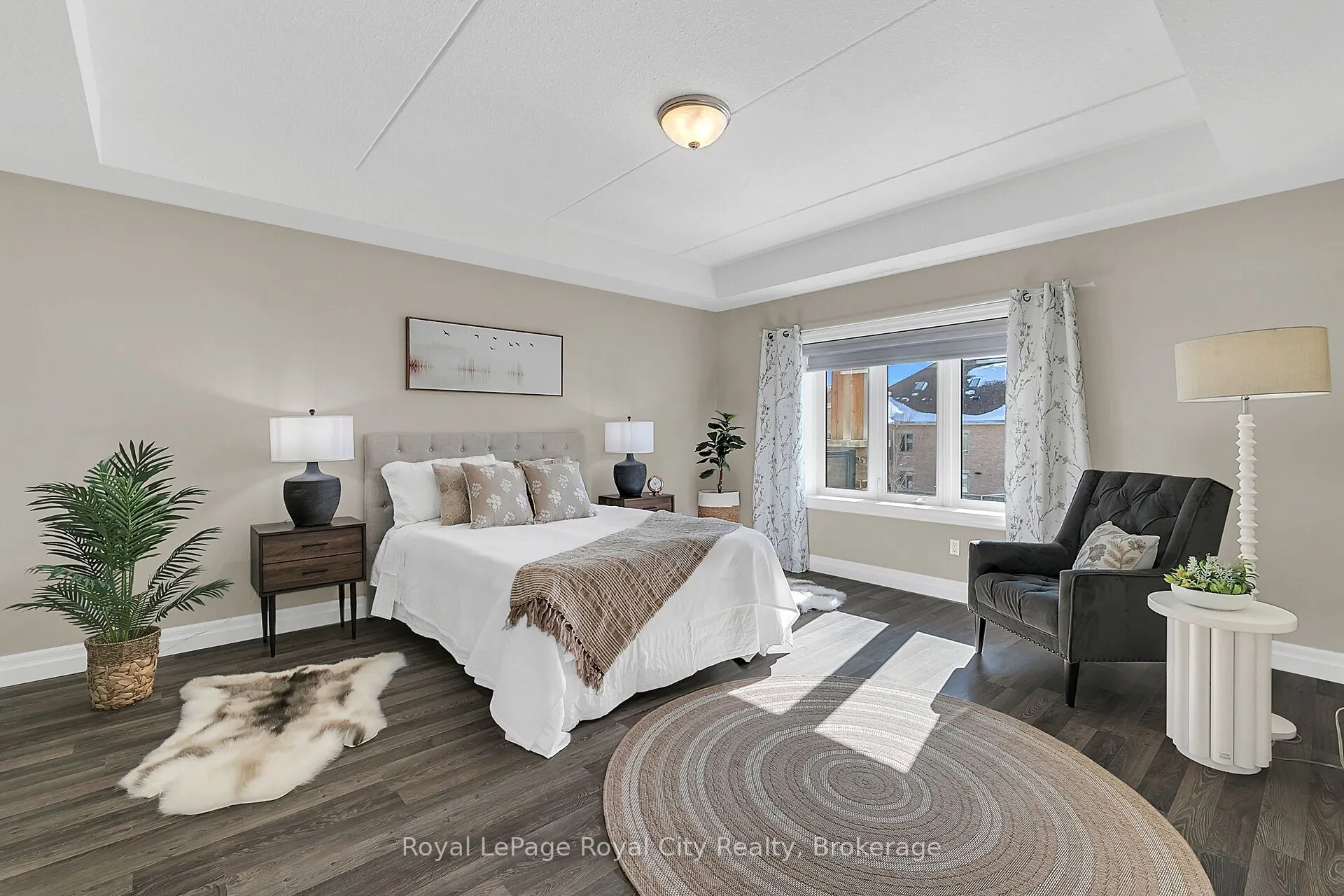 23 Stumpf Street, #204