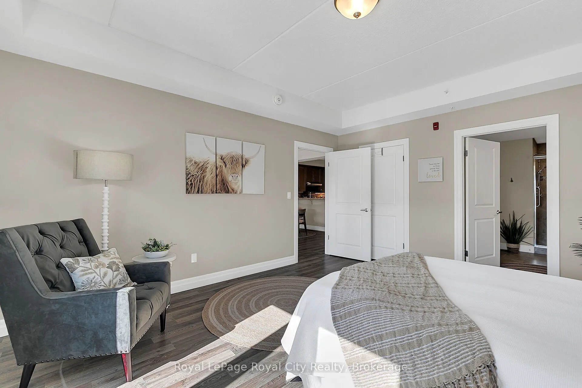 23 Stumpf Street, #204