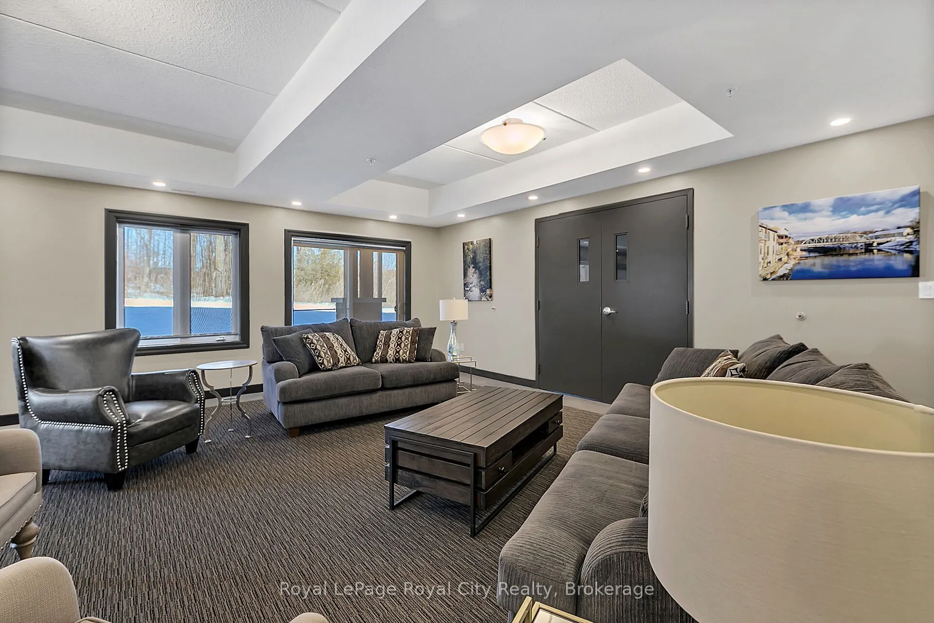 23 Stumpf Street, #204