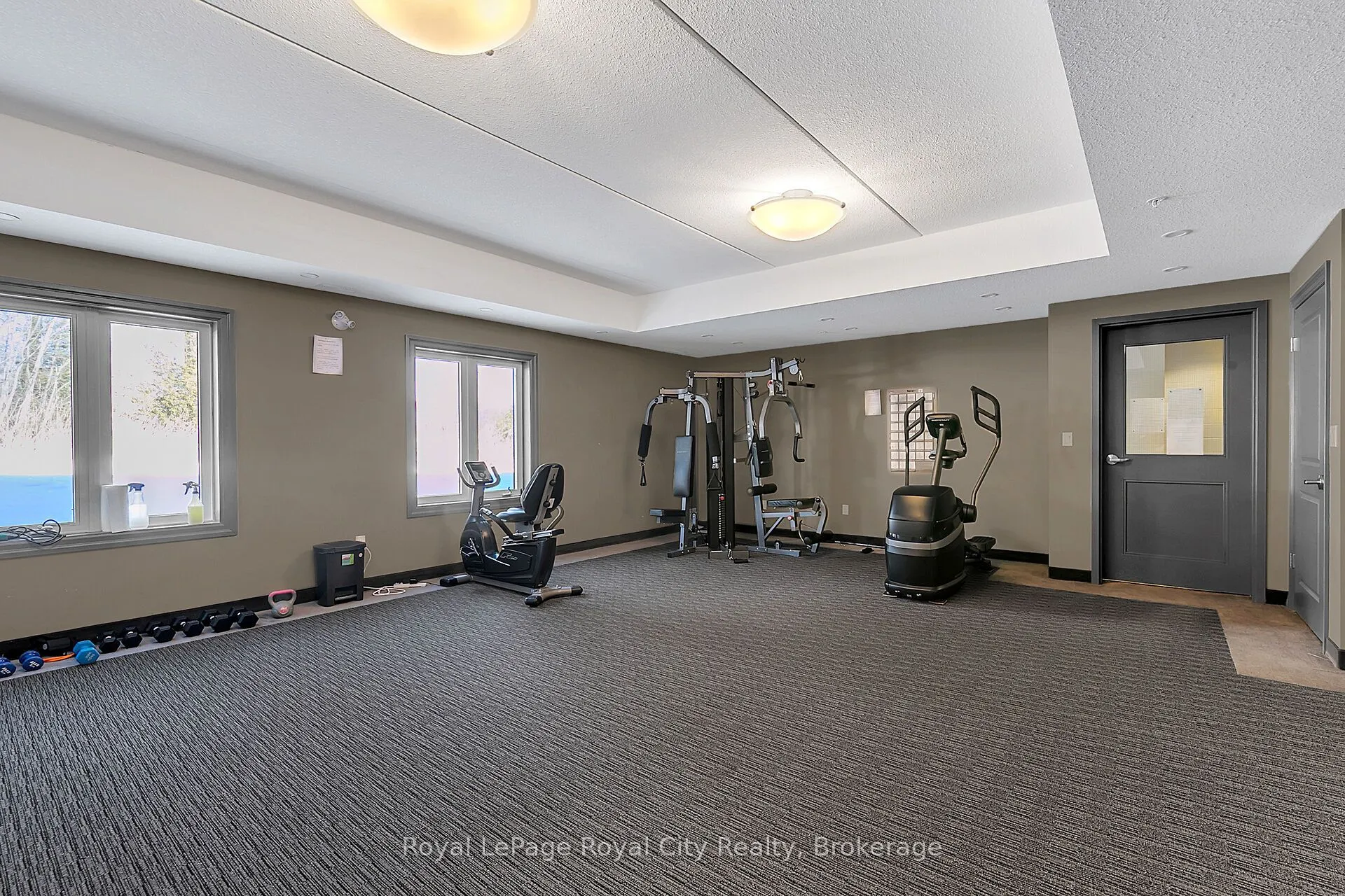23 Stumpf Street, #204