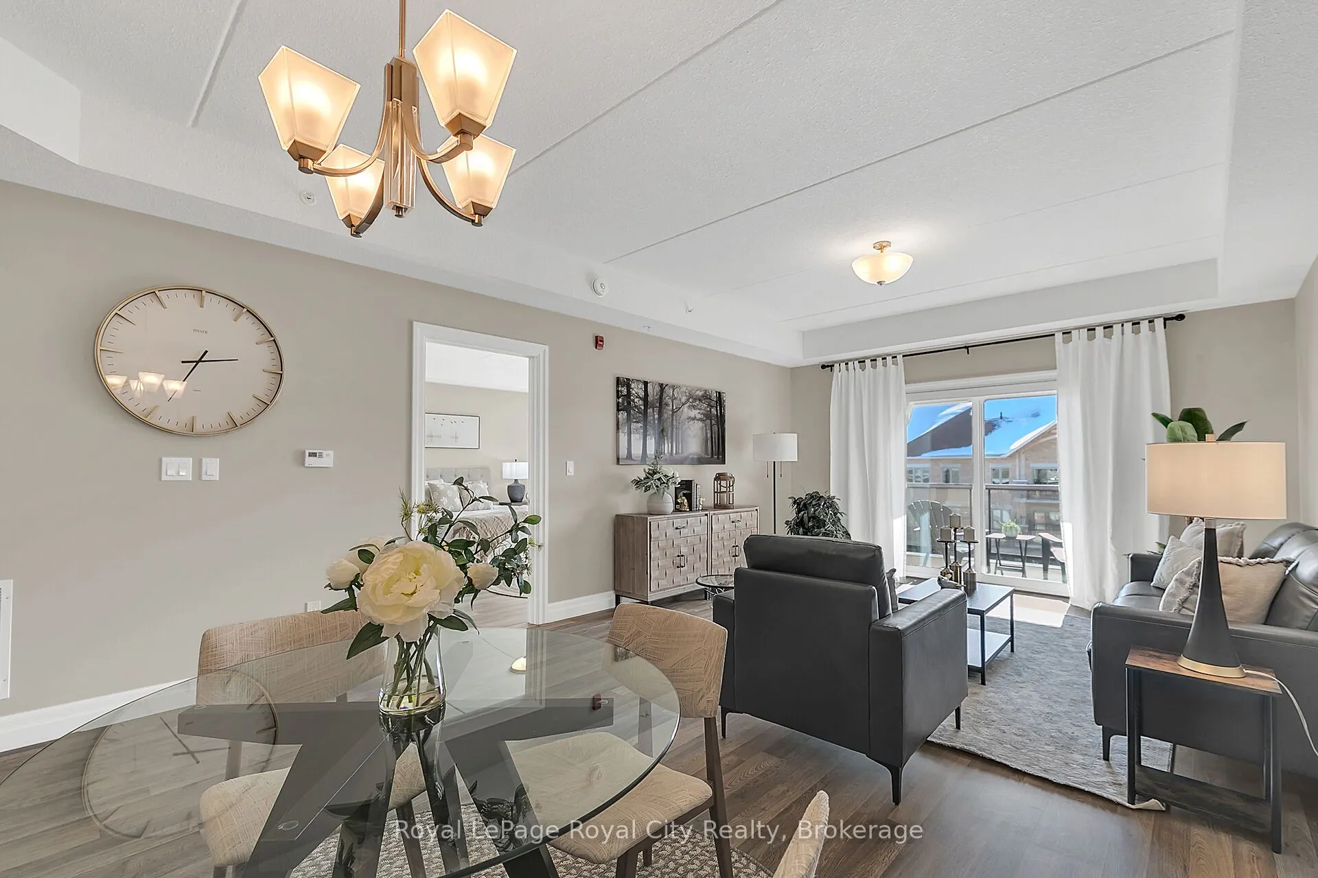 23 Stumpf Street, #204