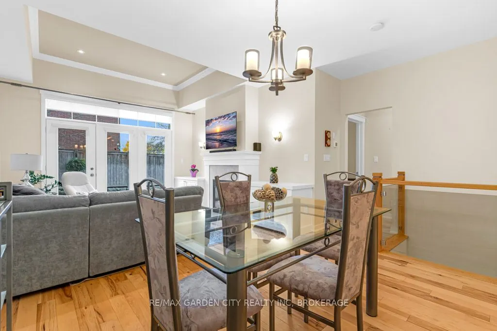 2880 King Street, #20